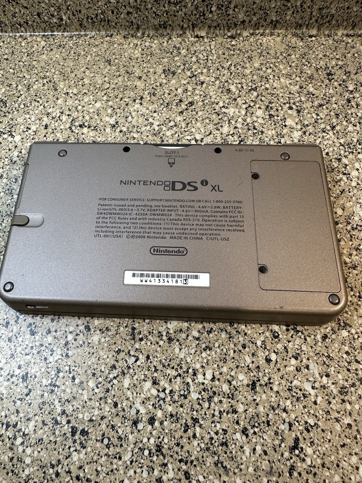 *Great Condition* Nintendo DSI XL Bronze Handheld Console