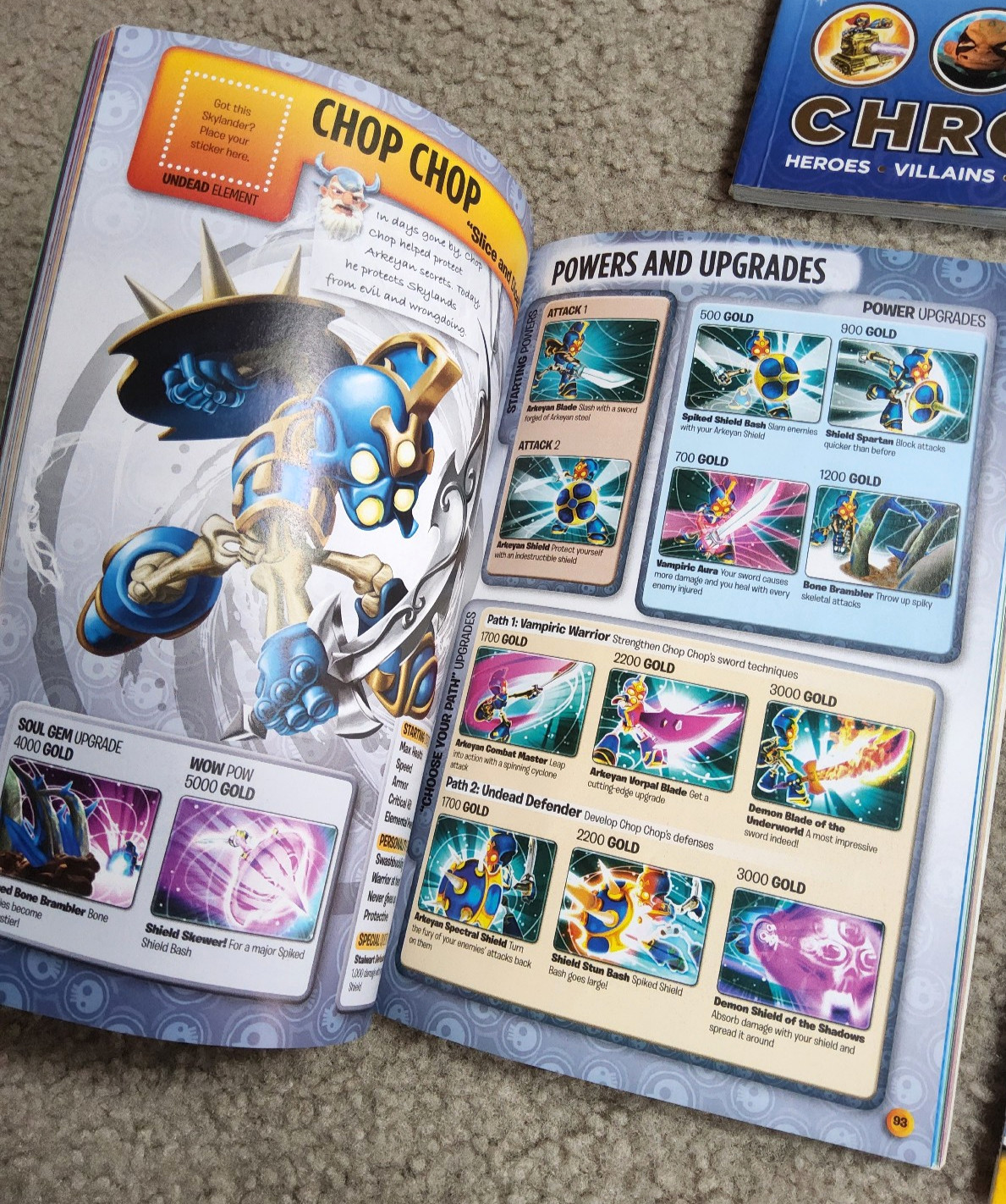 Lot of 5 Skylanders Universe Guide Handbook Comic Assorted Book Lot
