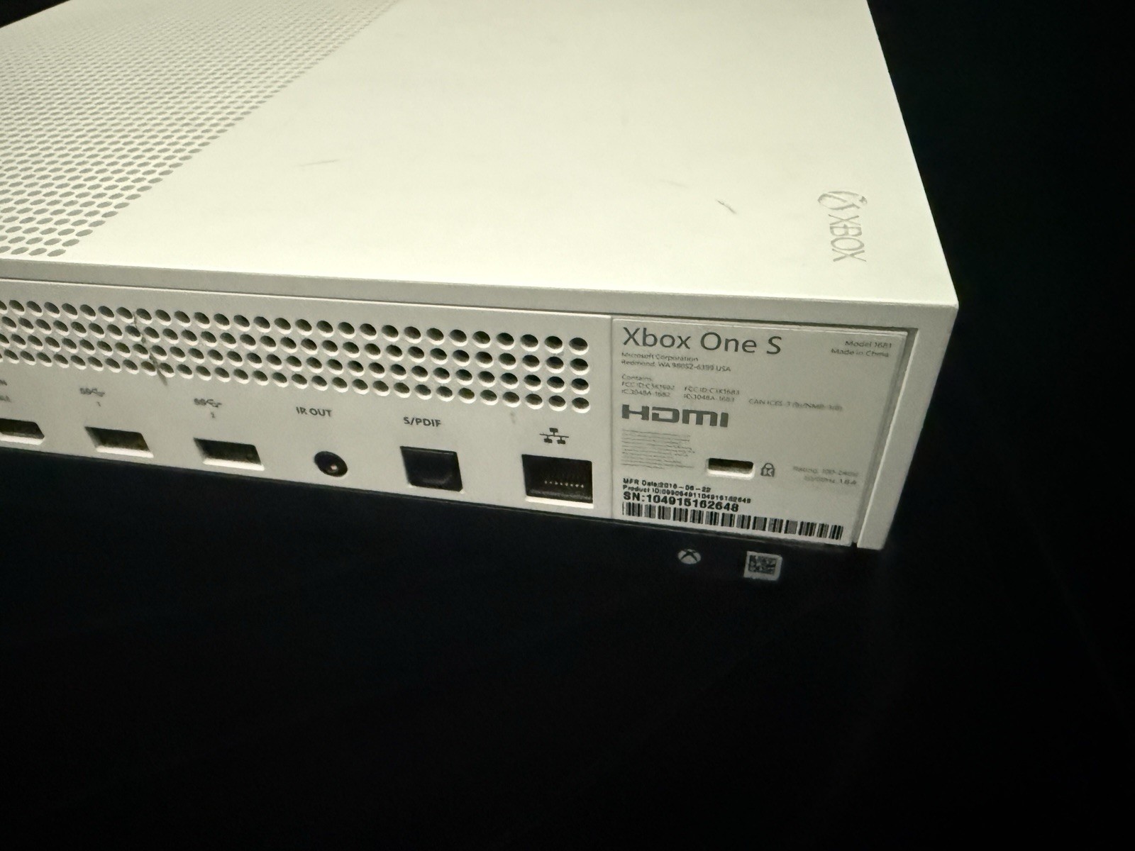 Microsoft Xbox One S (Model 1681) 500GB White Gaming System Console Only, Tested