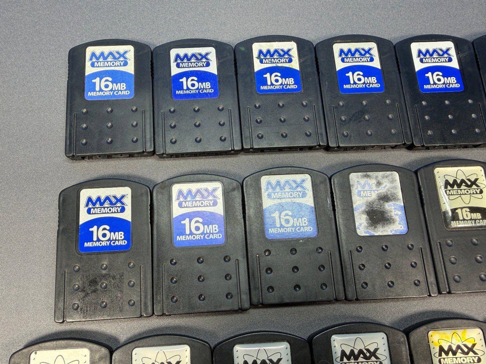 PS2 PLAYSTATION 2 LOT OF 25 MAX MEMORY CARD CARDS 16MB 32MB 64MB AS IS
