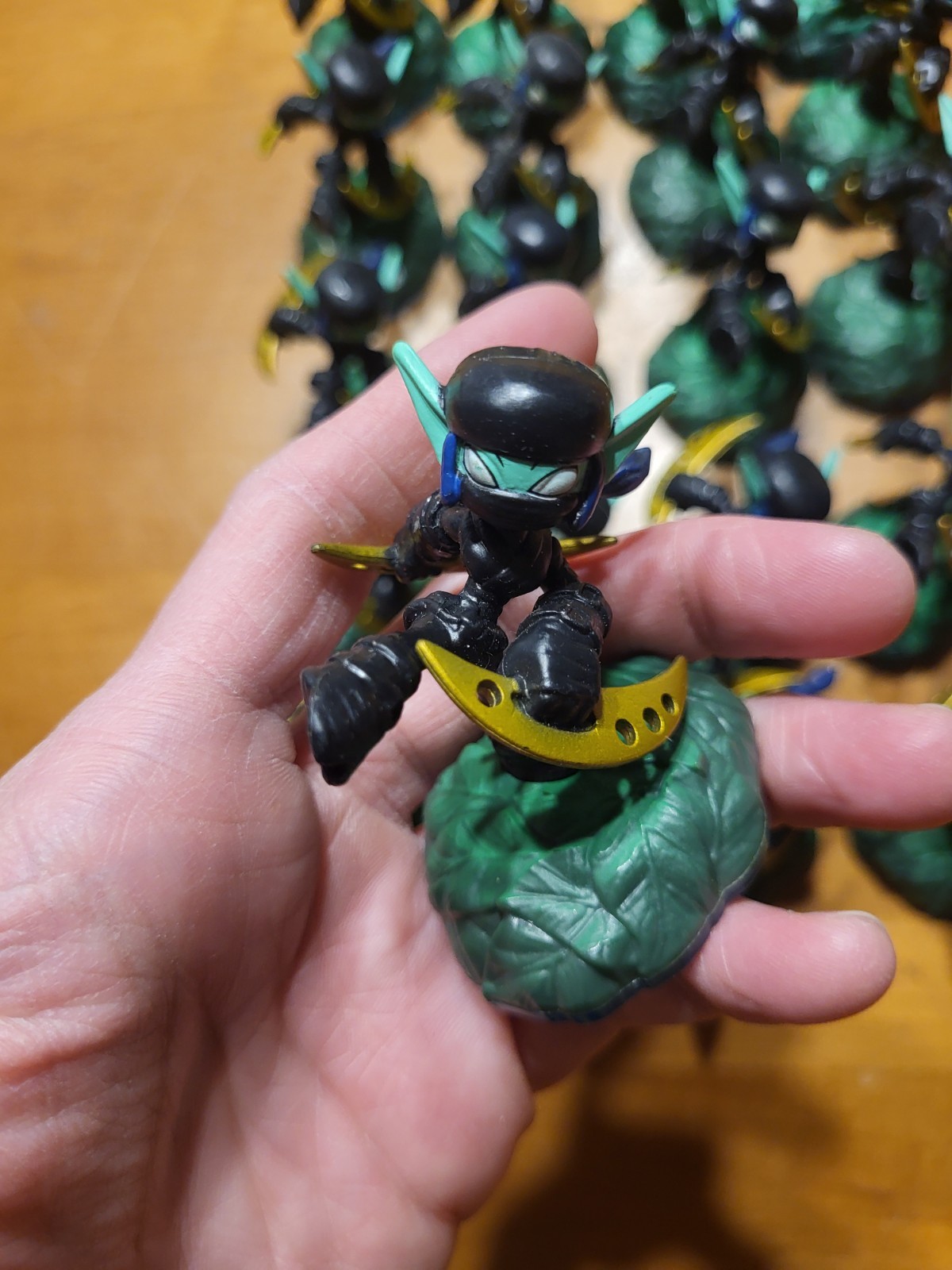 LOT 74 Skylanders Swap Force Terrafin Scorp Rip Tide Zoo Lou Elf Wash Buckler