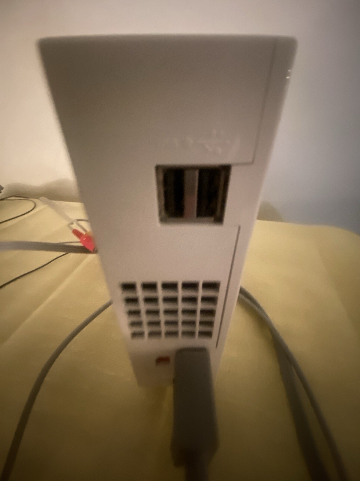 Nintendo Wii RVL-001 512 MB Home Console – White