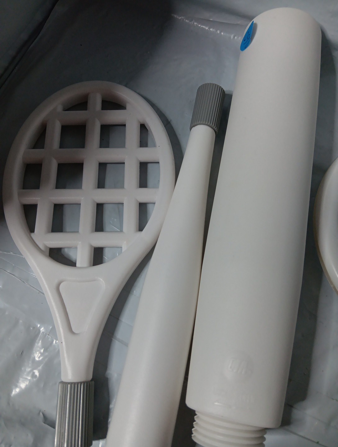 Nintendo Wii sports accessories , 2Tennis Rocket,& Golf