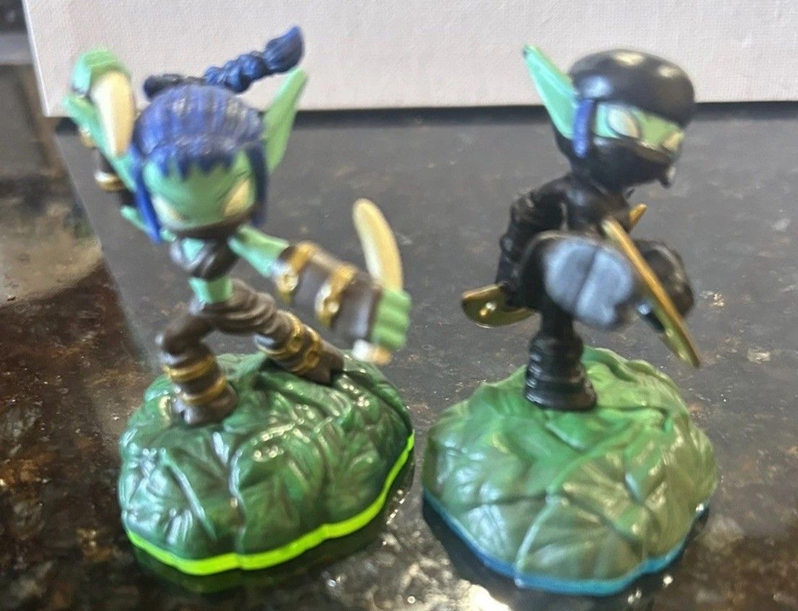 Skylanders LIFE ELEMENT Lot of 5 Nitro Stealth Stinger, LightCore Shroomboom Elf