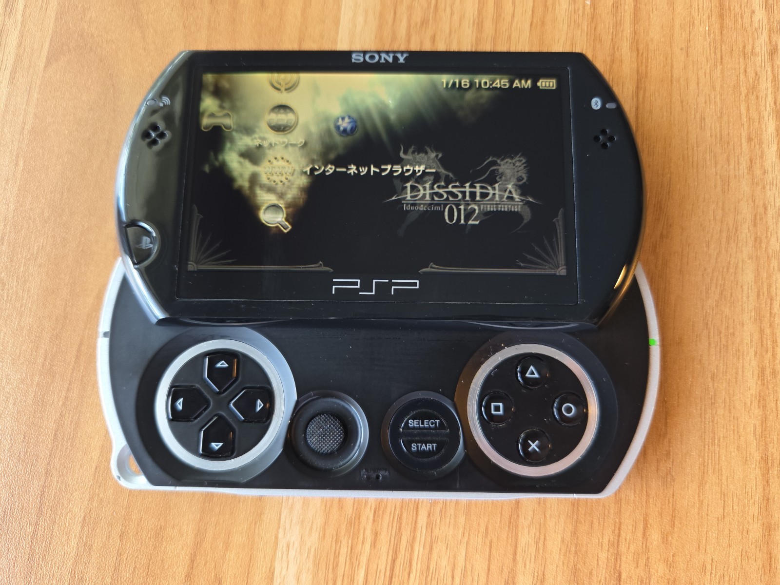 Sony PSP go PlayStation Portable Game Console – PSP-N1001 – Black Tested Working