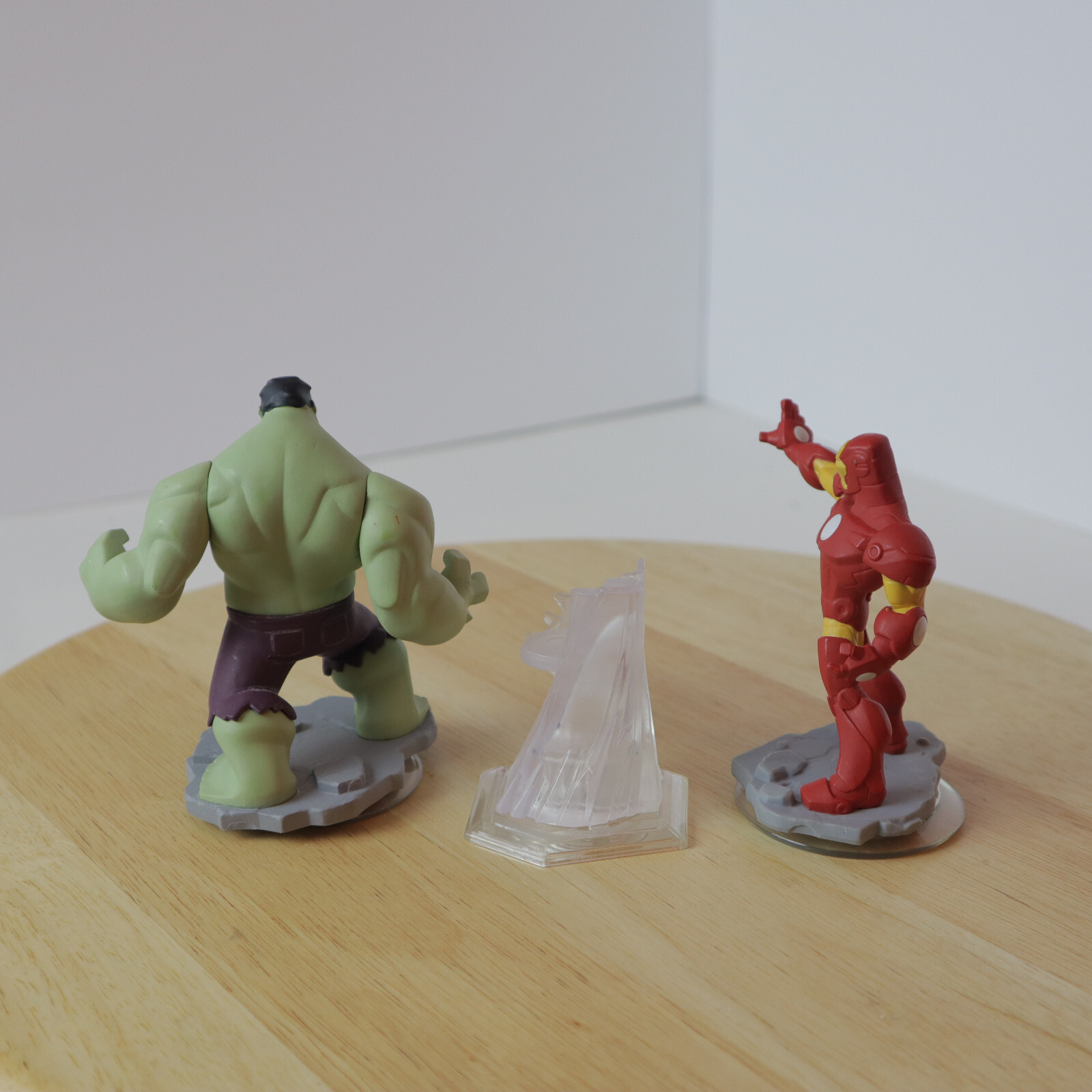 Disney Infinity 2.0 Marvel Lot Captain America Hulk Thor Black Widow Iron Man +