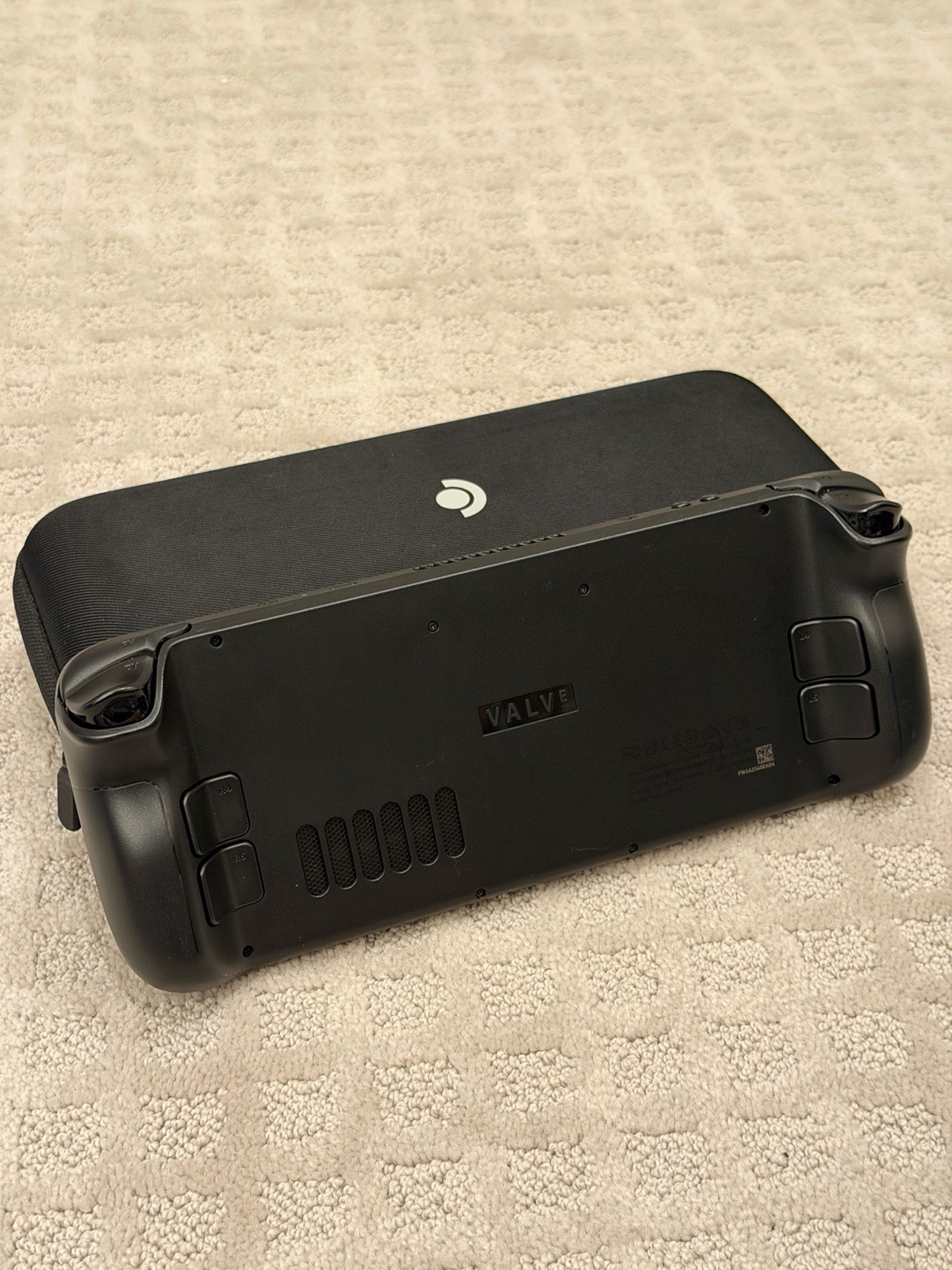 Valve Steam Deck 1 TB (LCD) Handheld System Black Wi-Fi USB-C w/ Case + 512GB SD