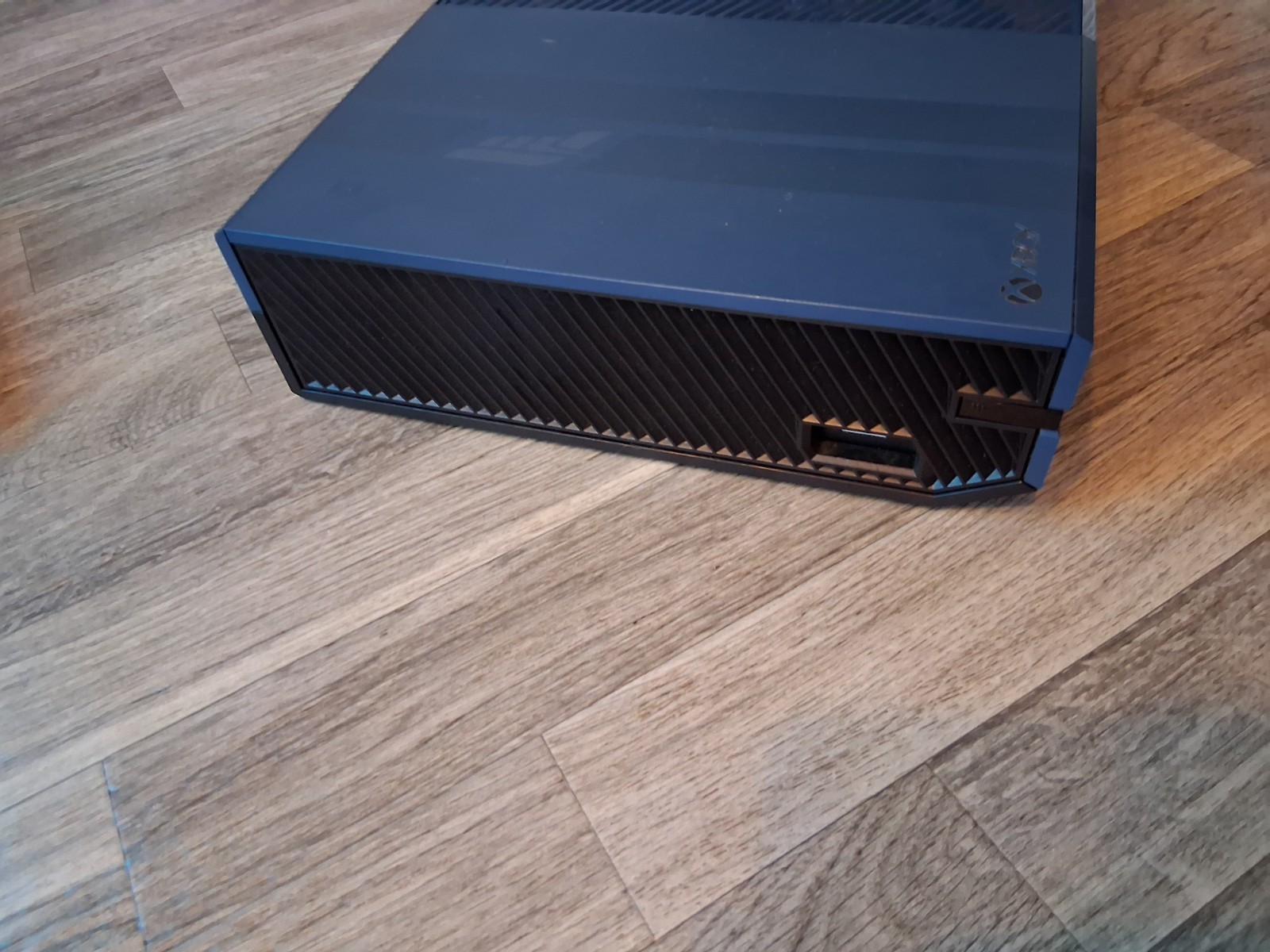 Xbox One 1TB Console Forza Motorsport 6 Special Edition Blue Tested