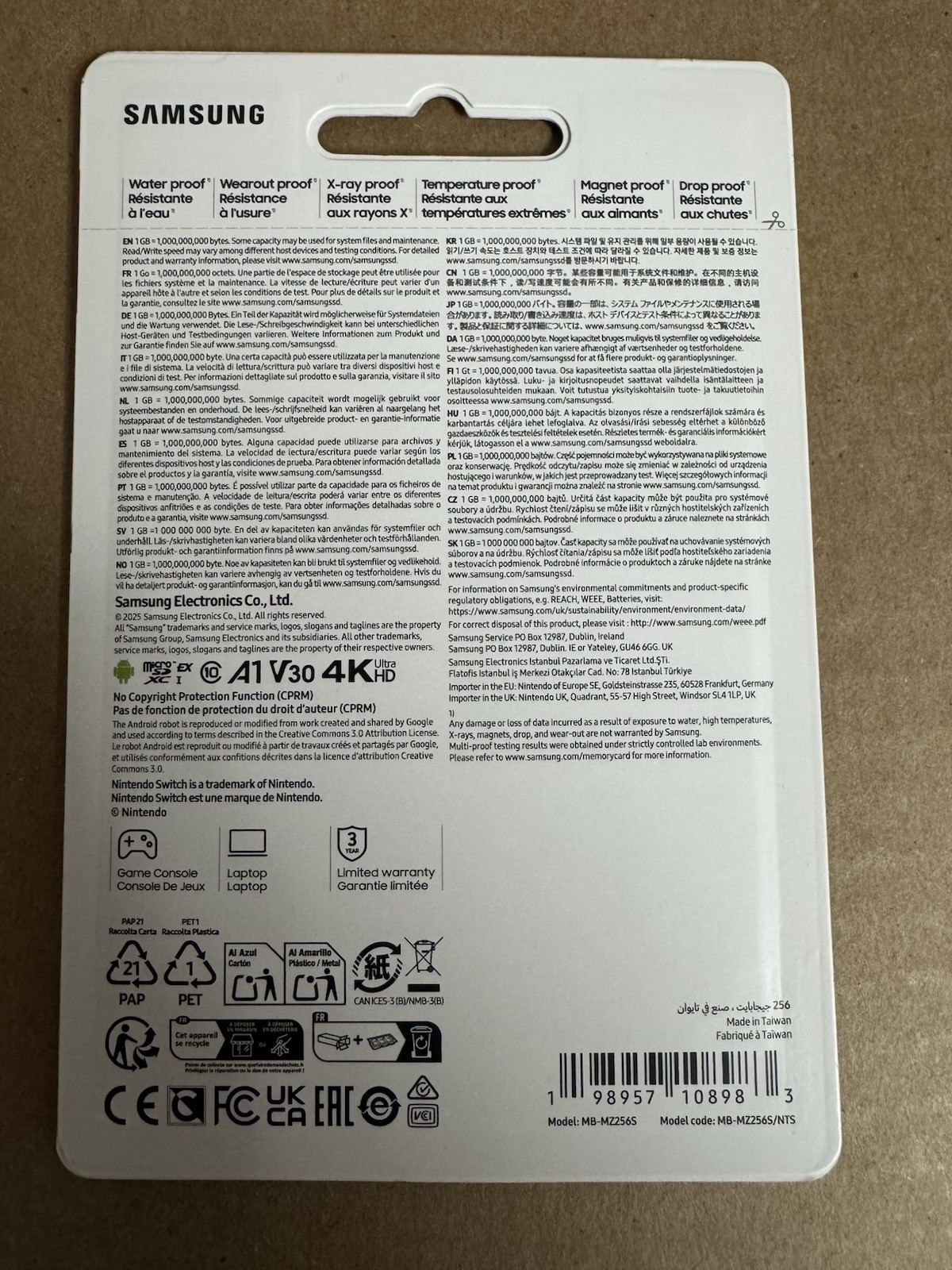 Nintendo Switch 2 Micro SD Express Card 256GB MARIO Edition Samsung NEW (22d)