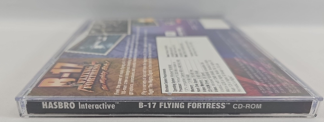 Hasbro B-17 Flying Fortress the Mighty 8th! MicroProse Windows 95/98/ME 2000