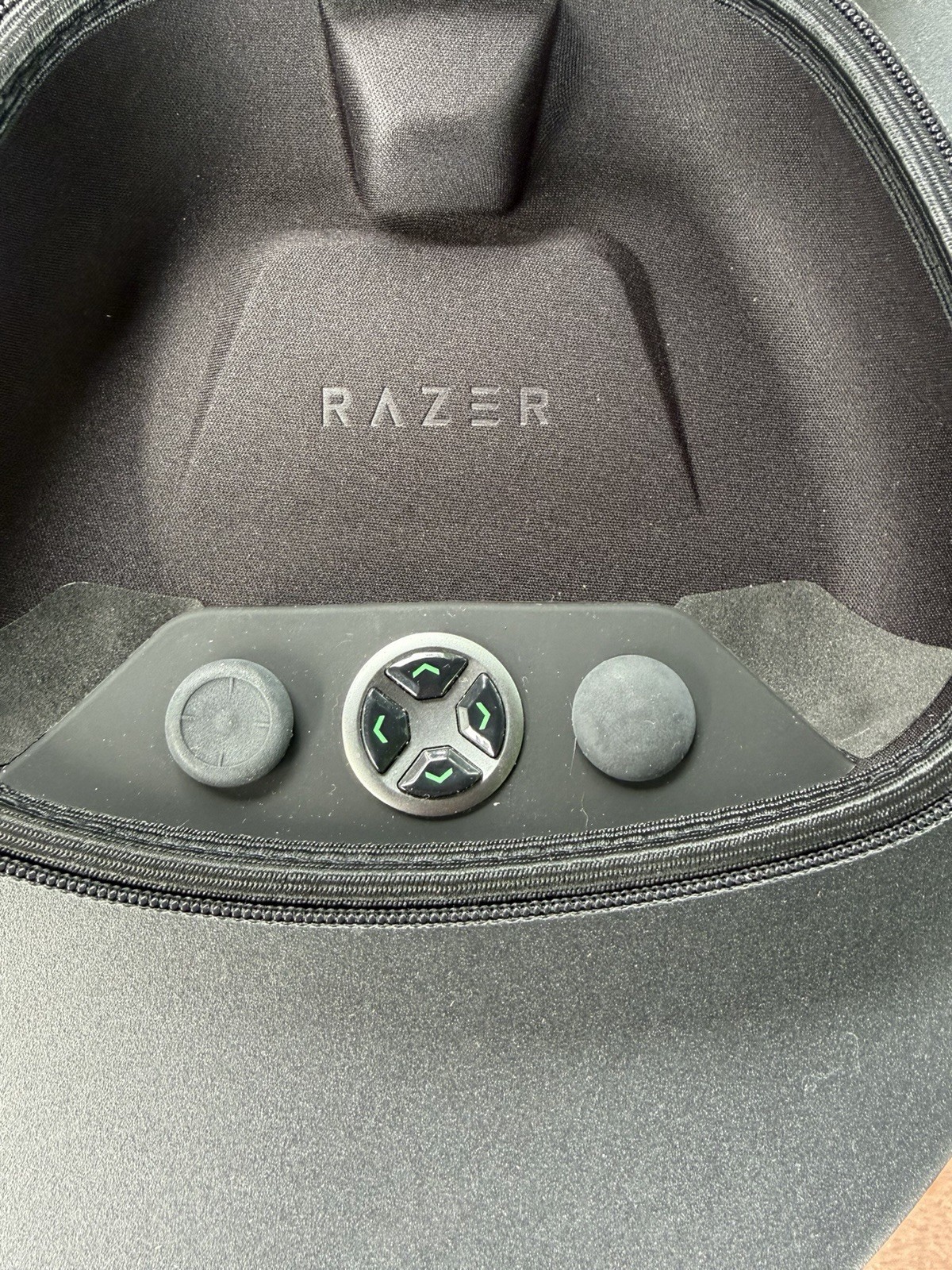 Lot Of 2 Carrying Cases Original Razer Wolverine Ultimate Controller Components