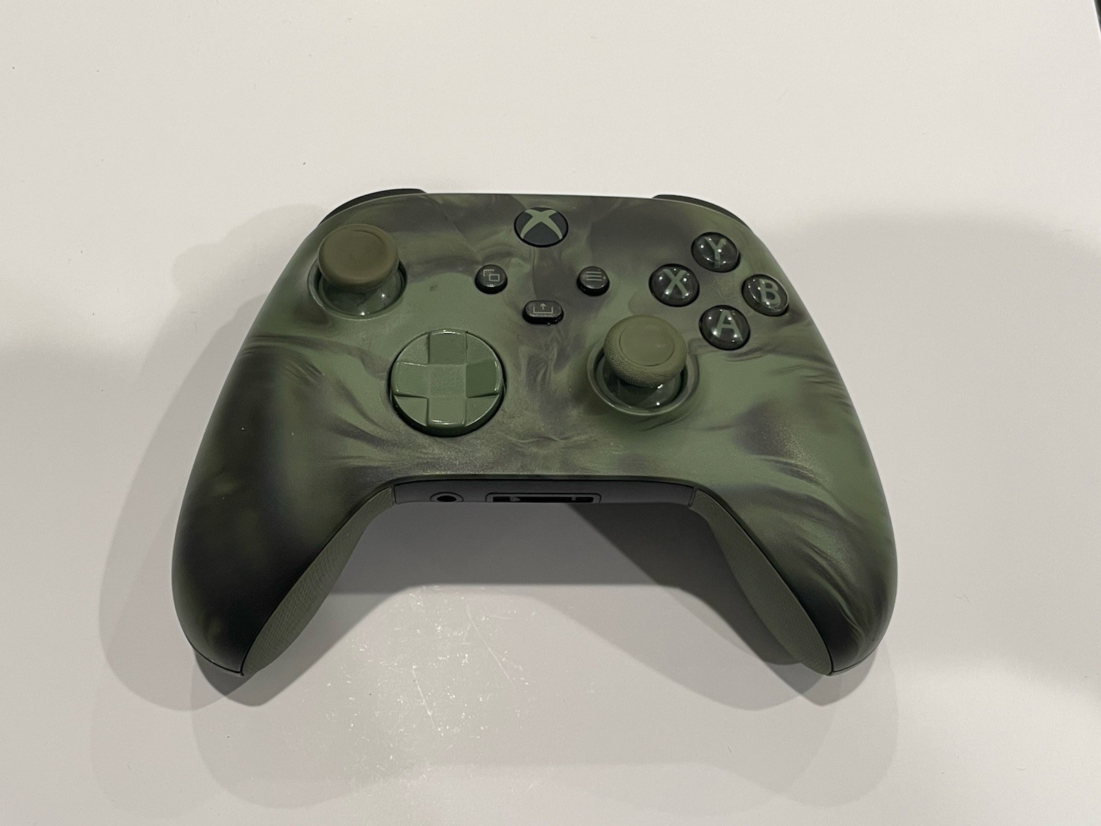 Microsoft Xbox Nocturnal Vapor Special Edition Wireless Controller – Used