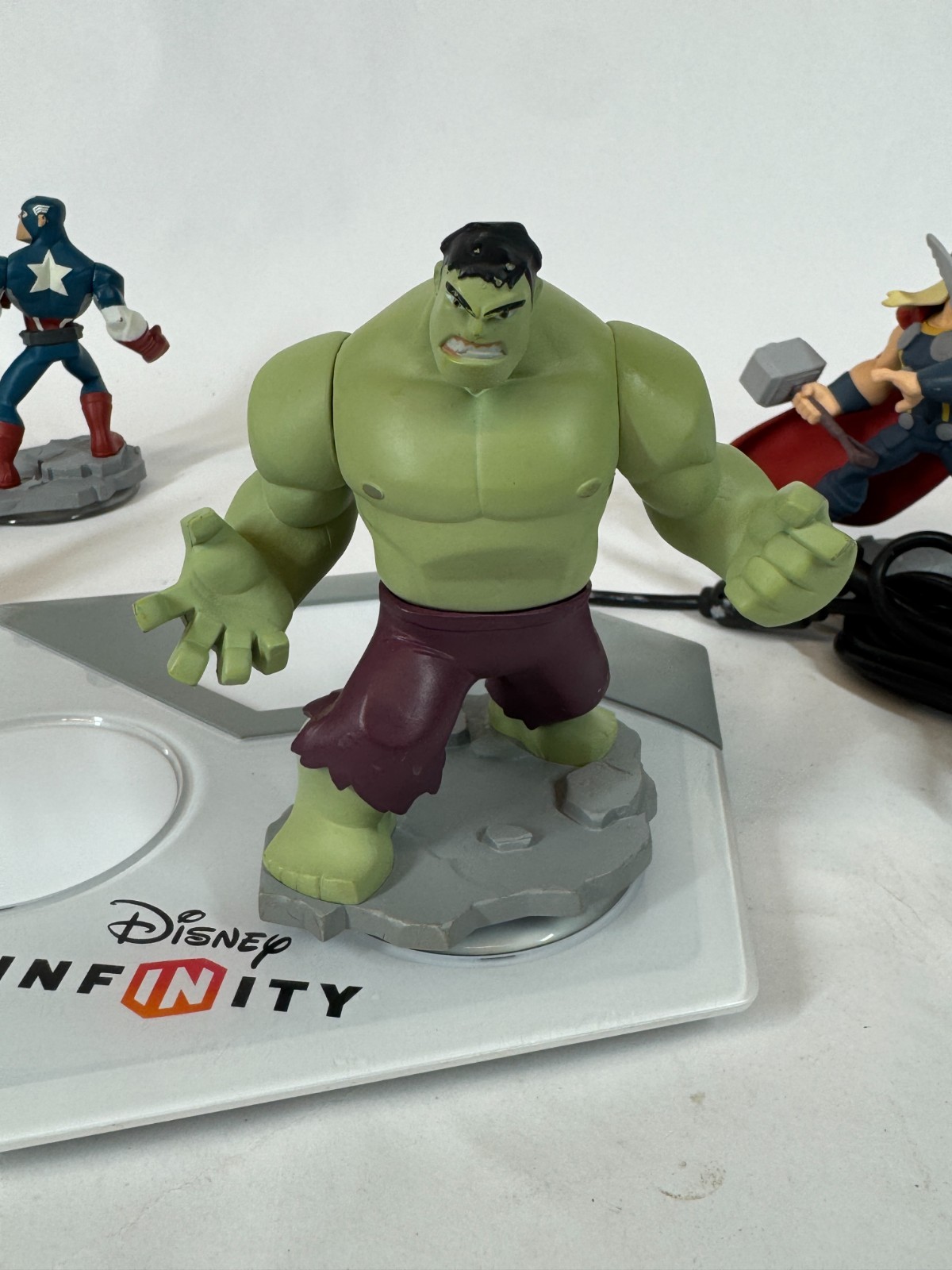 Disney Infinity 2.0 Marvel Avengers Figures Iron Man Hulk Thor Captain America
