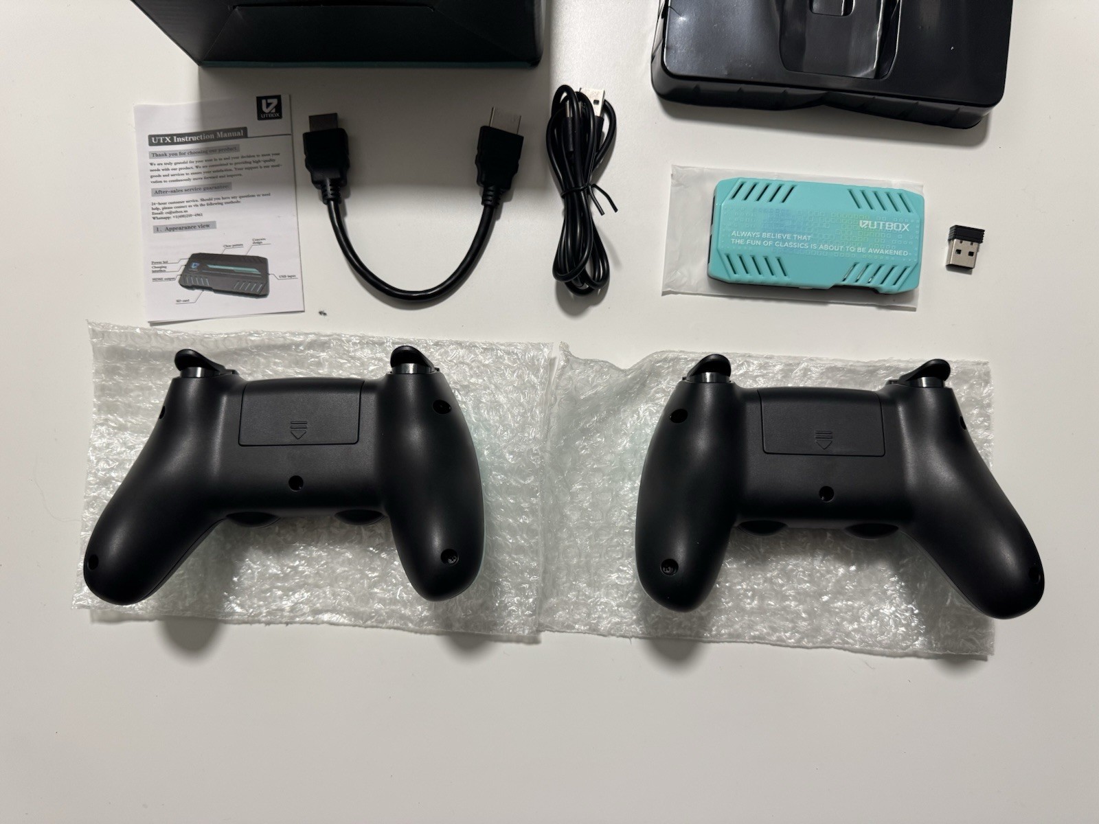 Game Console 128 GB With 50 000 Games AND 2 Controllers