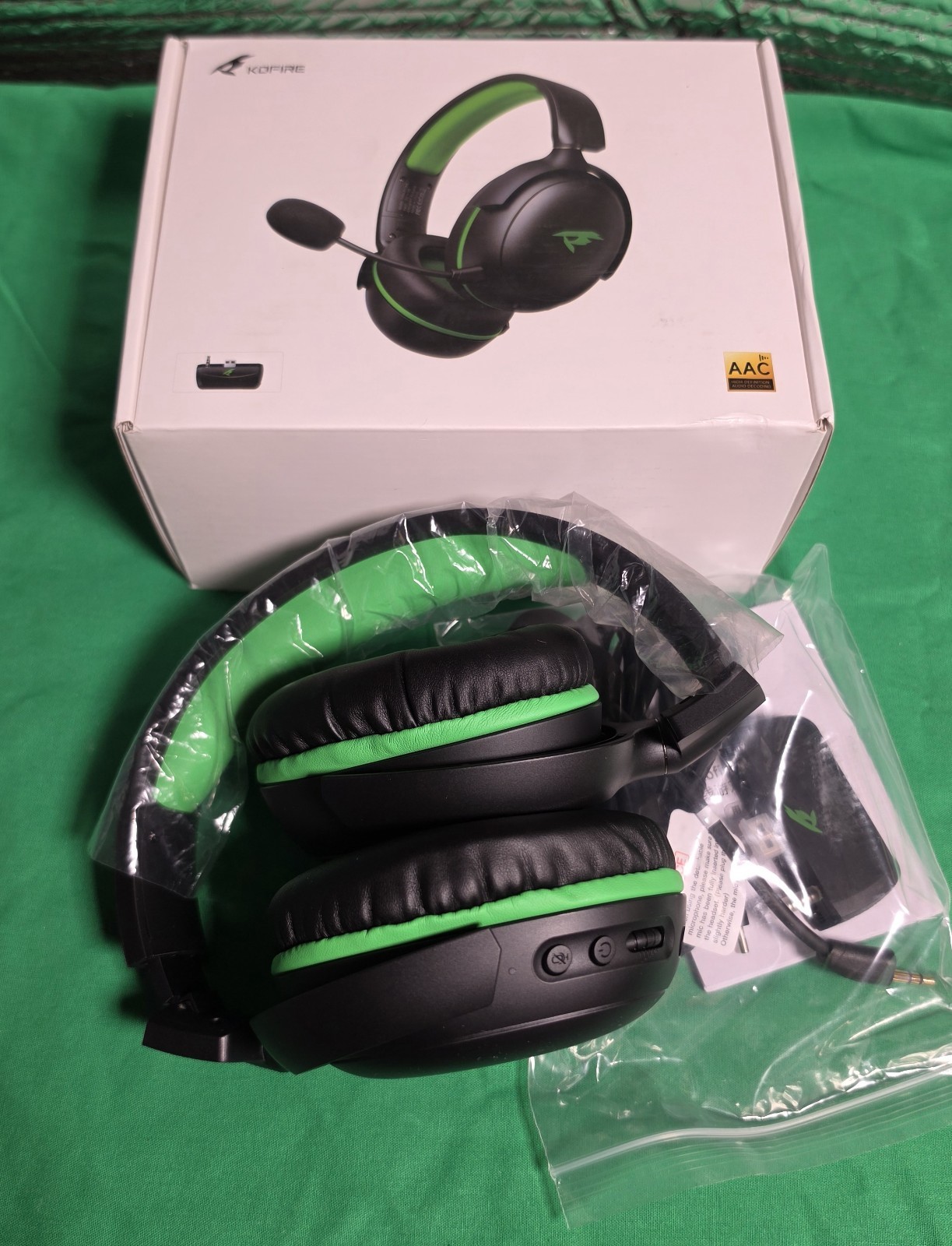 KOFIRE Xbox Wireless Gaming Headset Bluetooth USB Wireless Black Green Boom Mic