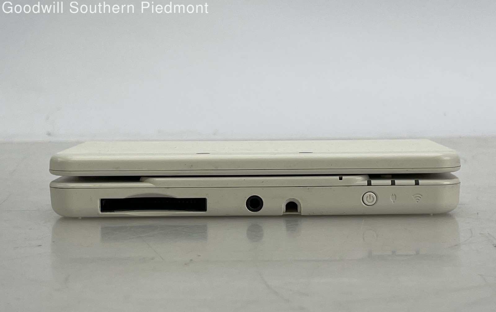New Nintendo 3DS Mario Black Friday US Handheld Game Console – White – Tested