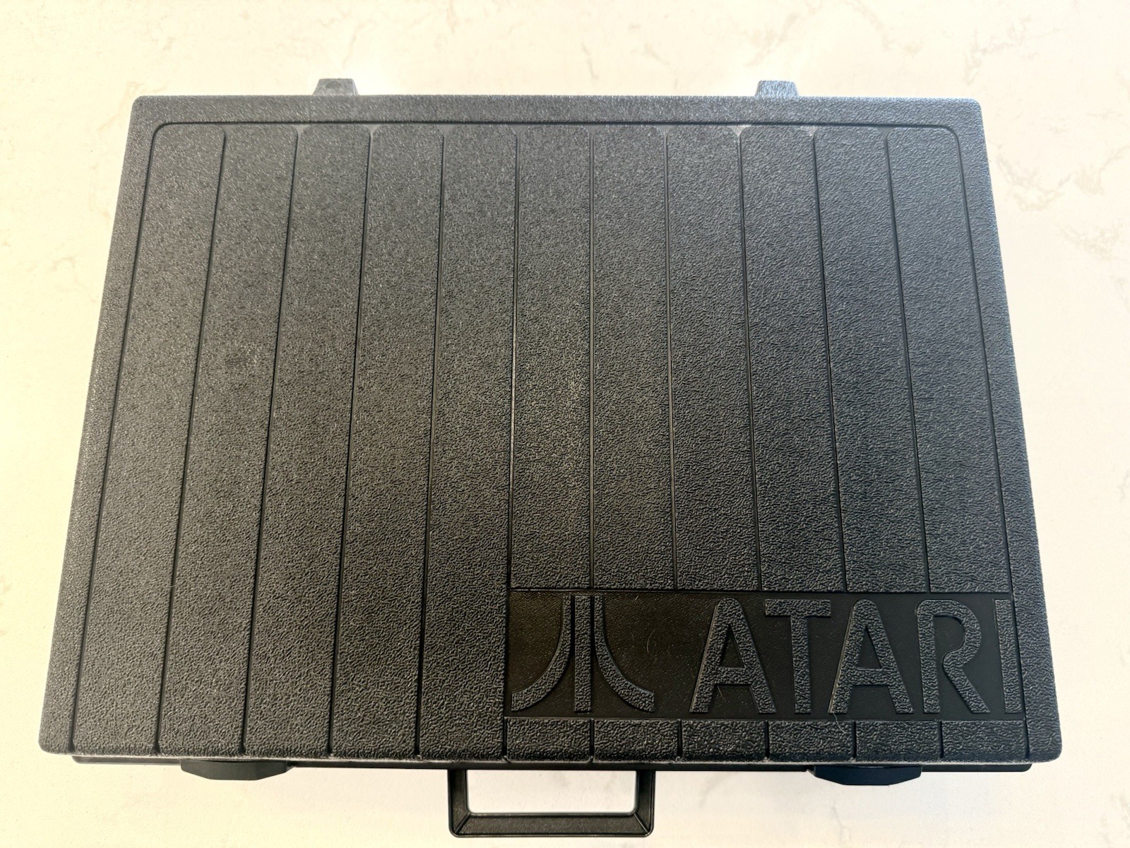 ATARI 2600 original carrying case. Vintage 80’s OEM hard plastic storage case