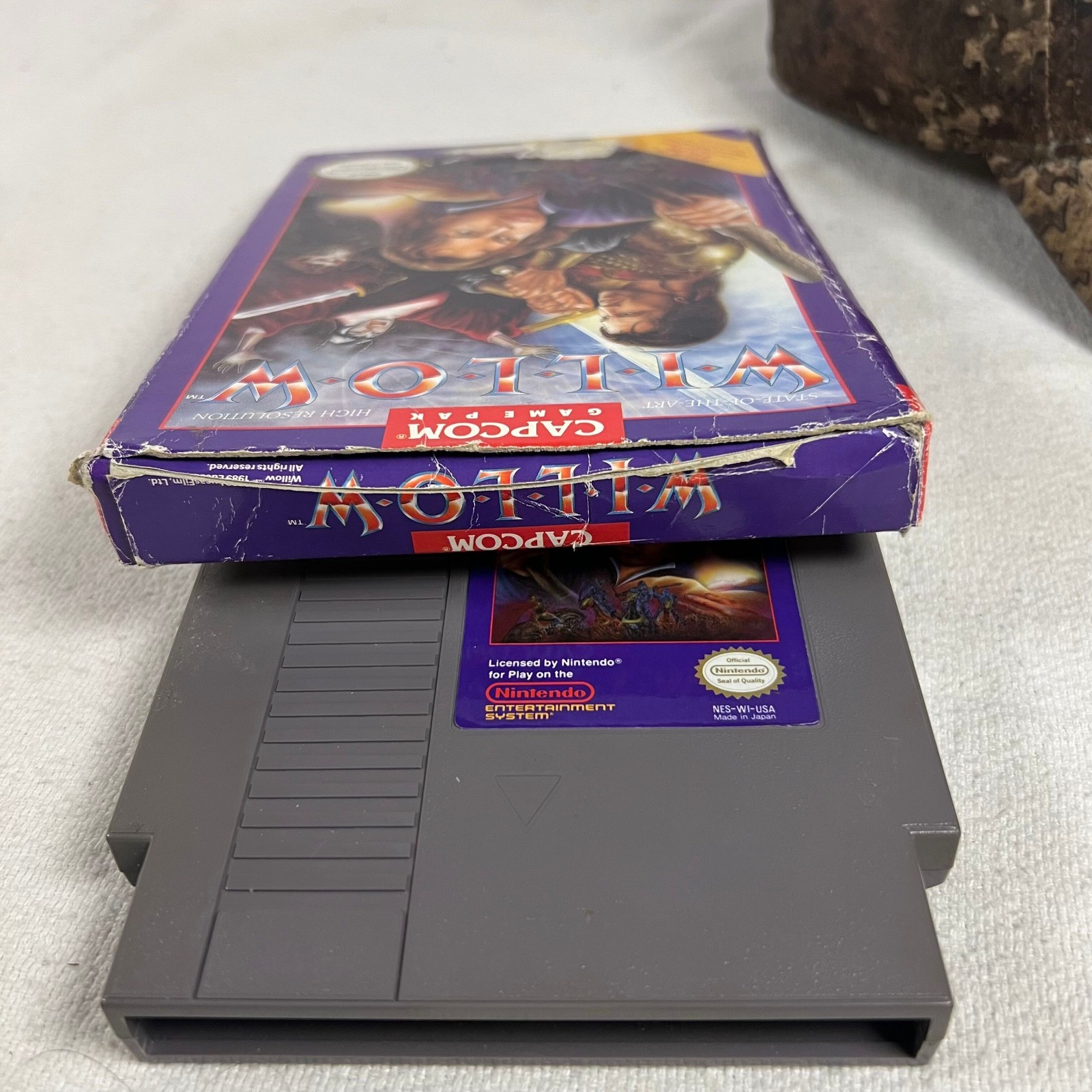 Willow (Nintendo Entertainment System, 1989) Box and Game