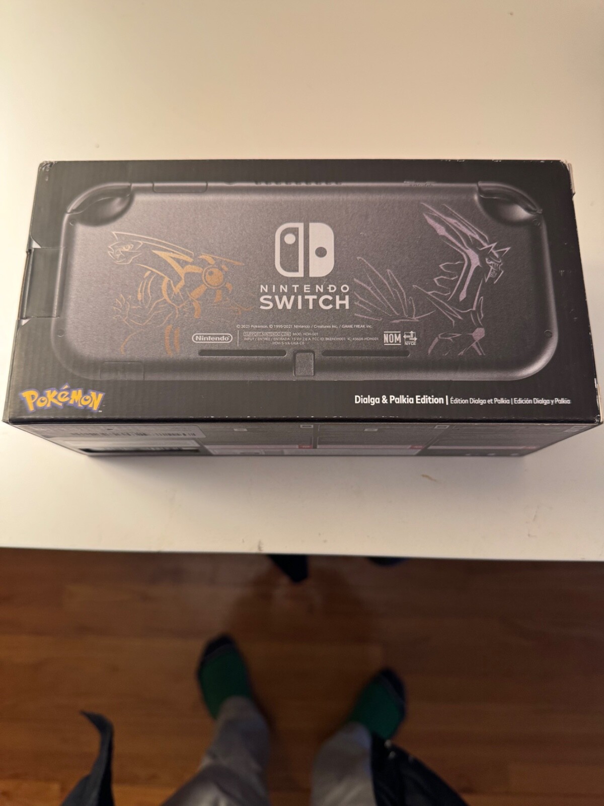 Nintendo Switch Lite: Dialga & Palkia Edition