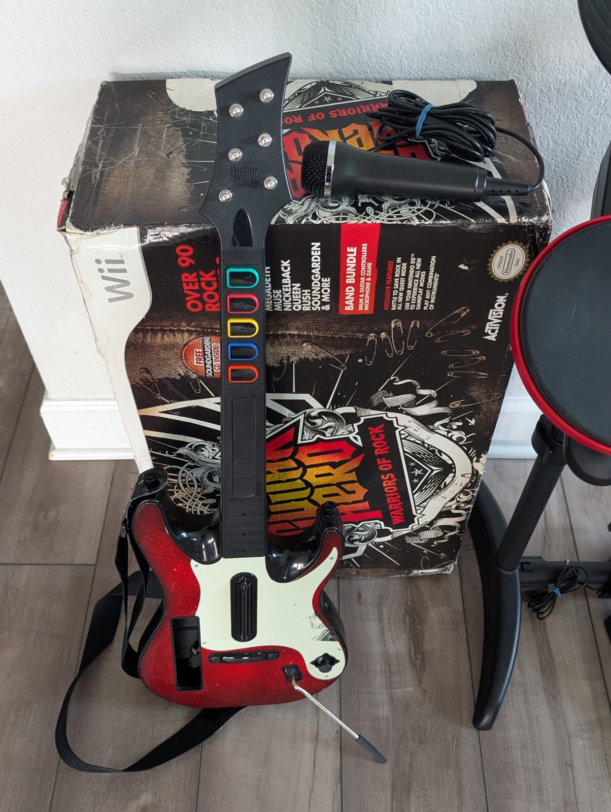 Guitar Hero Warriors of Rock Super Bundle Wii Drums Microphone Nintendo