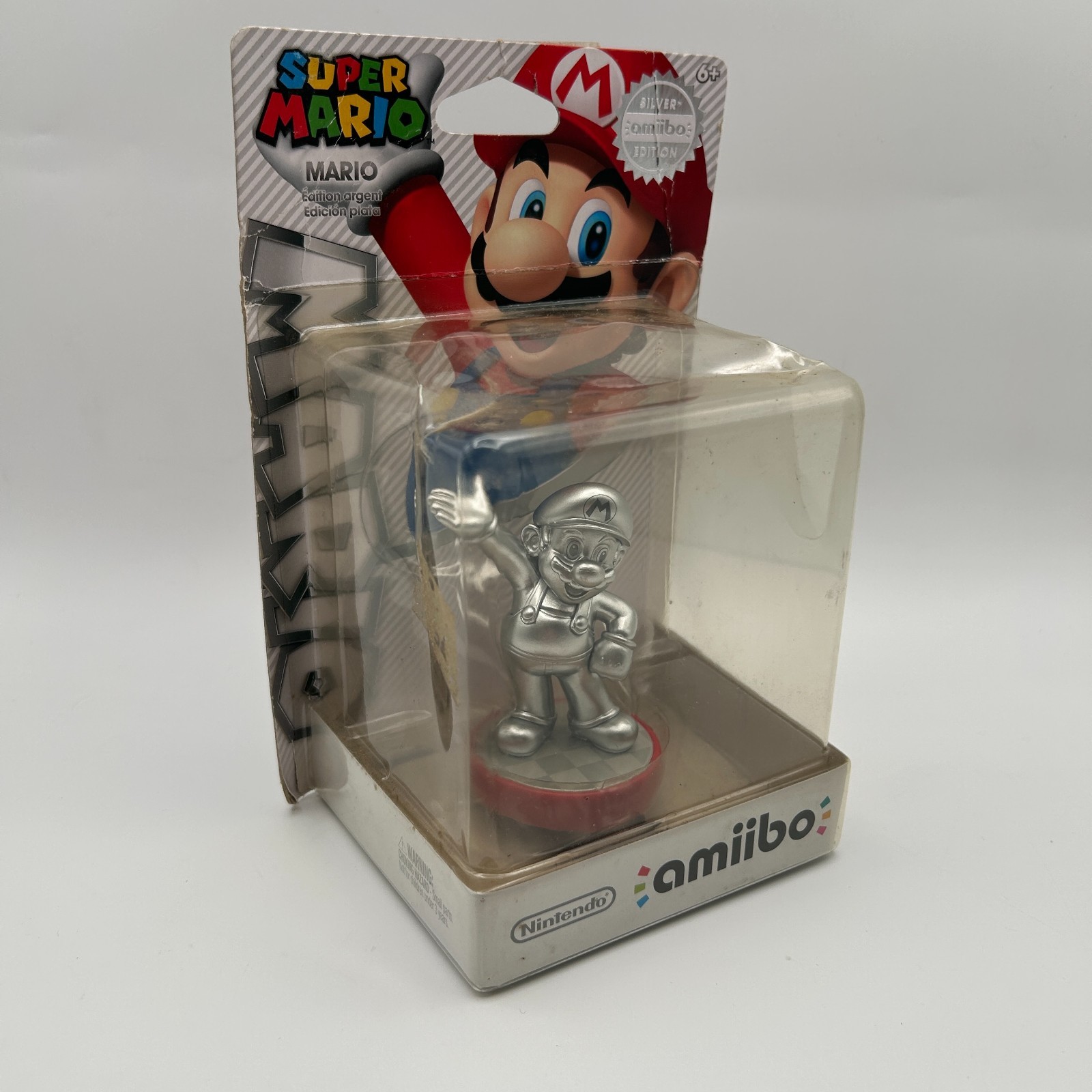 Amiibo – SEALED Silver Mario Figure (Super Mario Series) Damaged Box