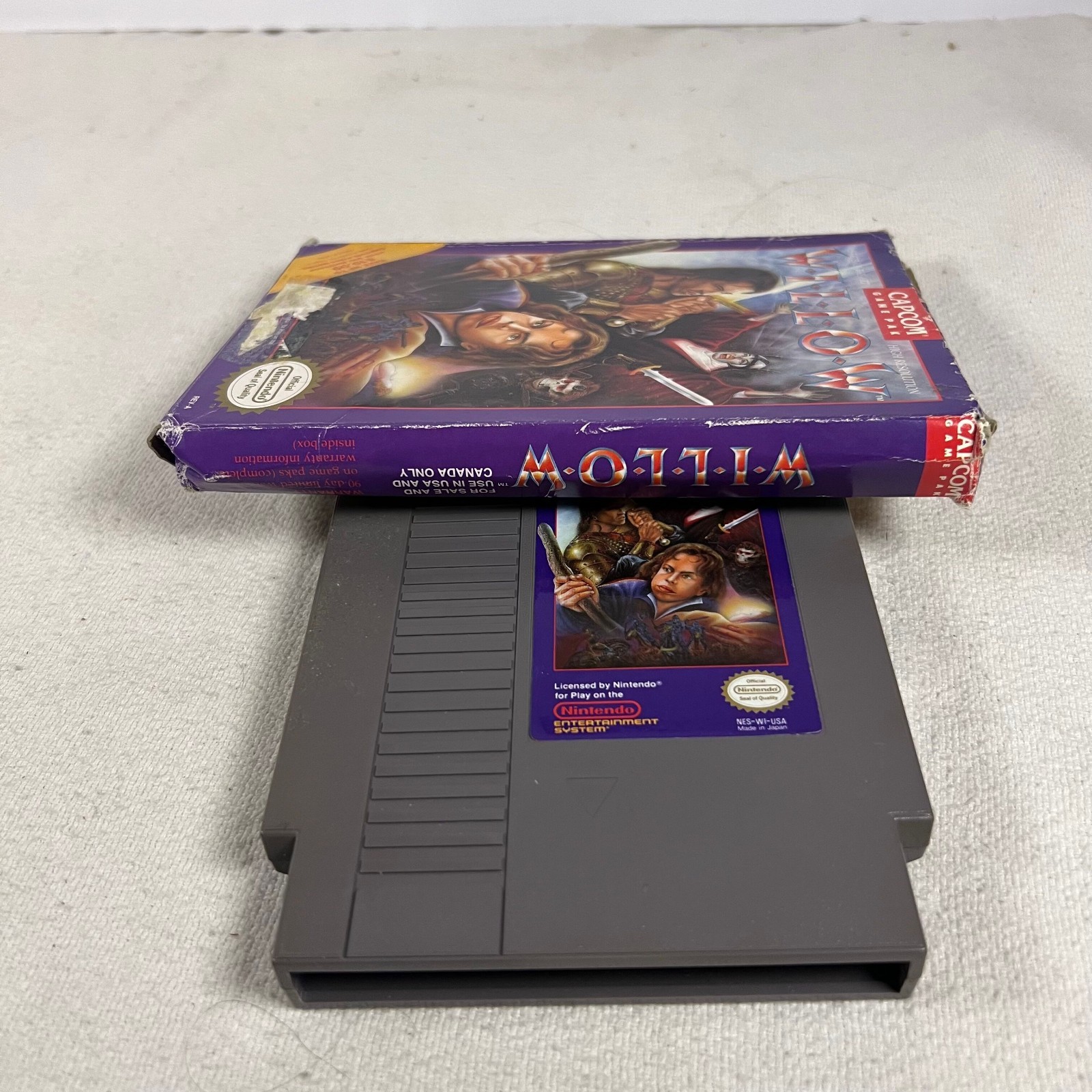 Willow (Nintendo Entertainment System, 1989) Box and Game