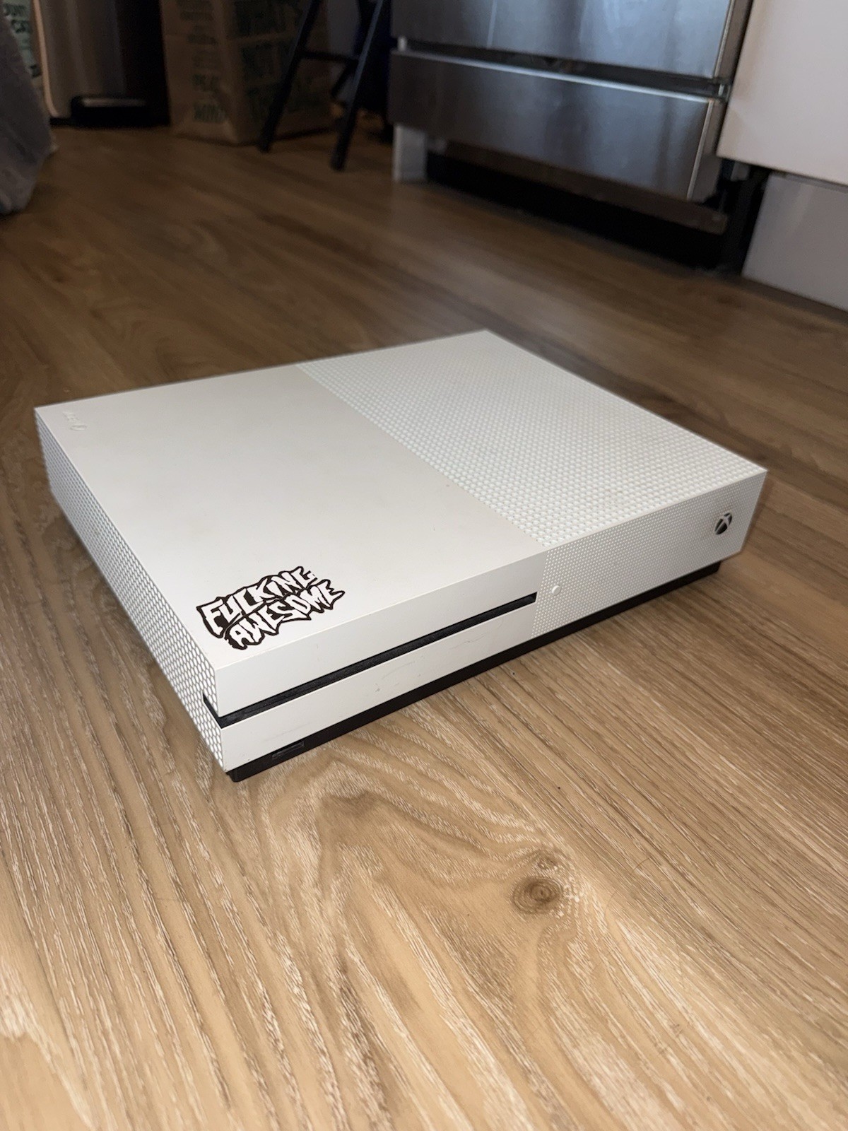 Microsoft Xbox One S White Console 4K UHD w/ 2 Controllers and games bundle