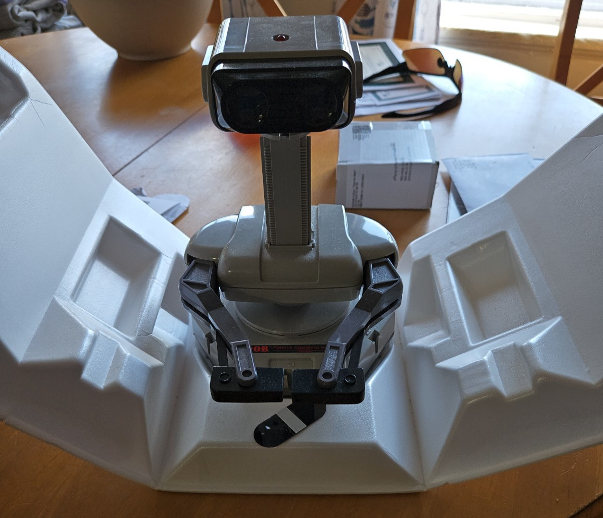 Rob The Robot Standalone in box (Missing paperwork), Nintendo
