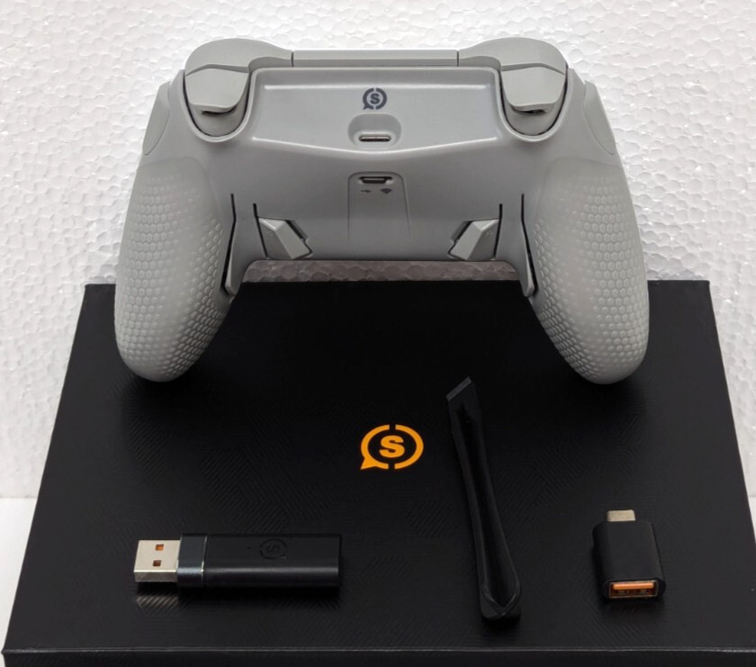 SCUF Envision Pro Wireless Controller for PC White/Gray