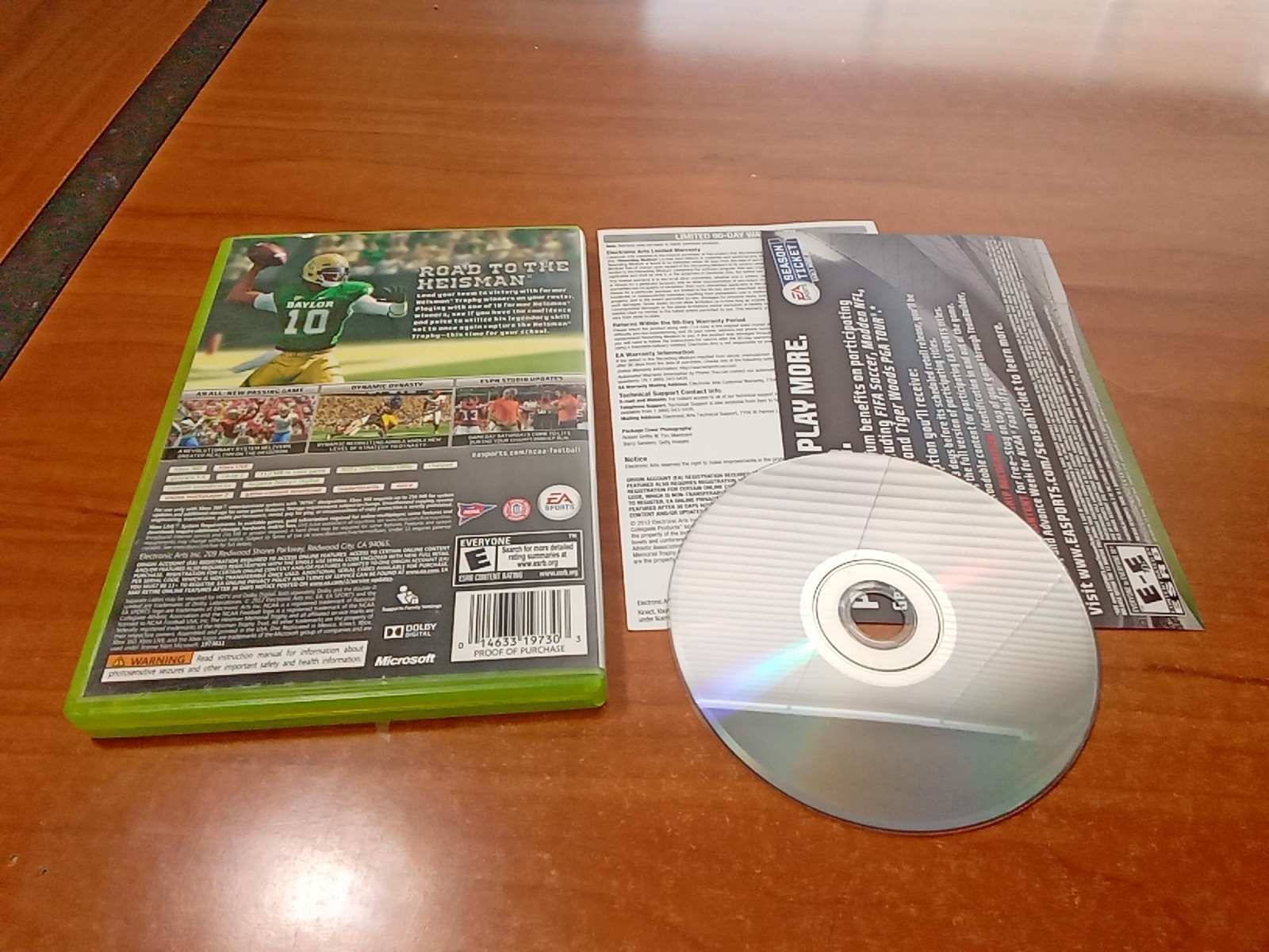 NCAA Football 13 (Microsoft Xbox 360, 2012) CIB Complete *TESTED*