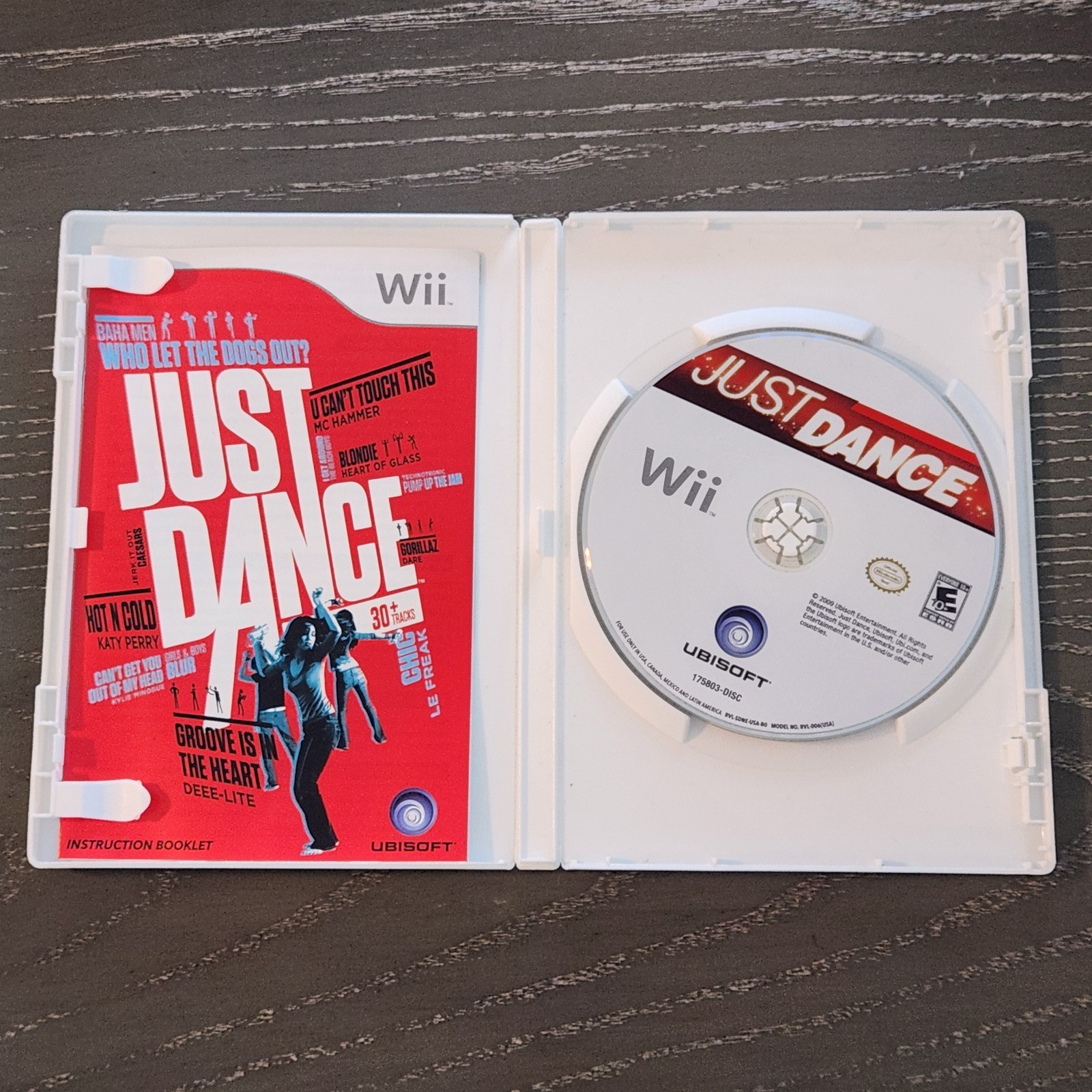 Just Dance (Nintendo Wii, 2009) CIB