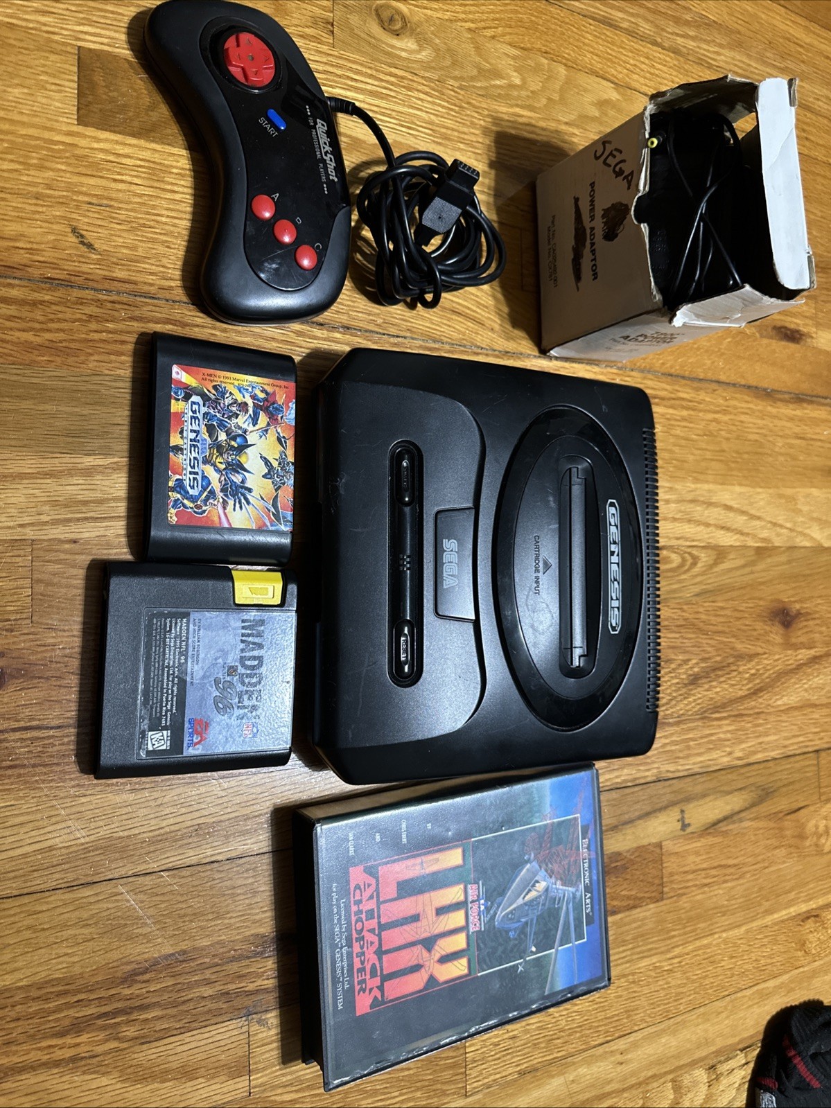 SEGA Genesis Model 2 Console System MK-1631 Bundle w/ Controllers & Games