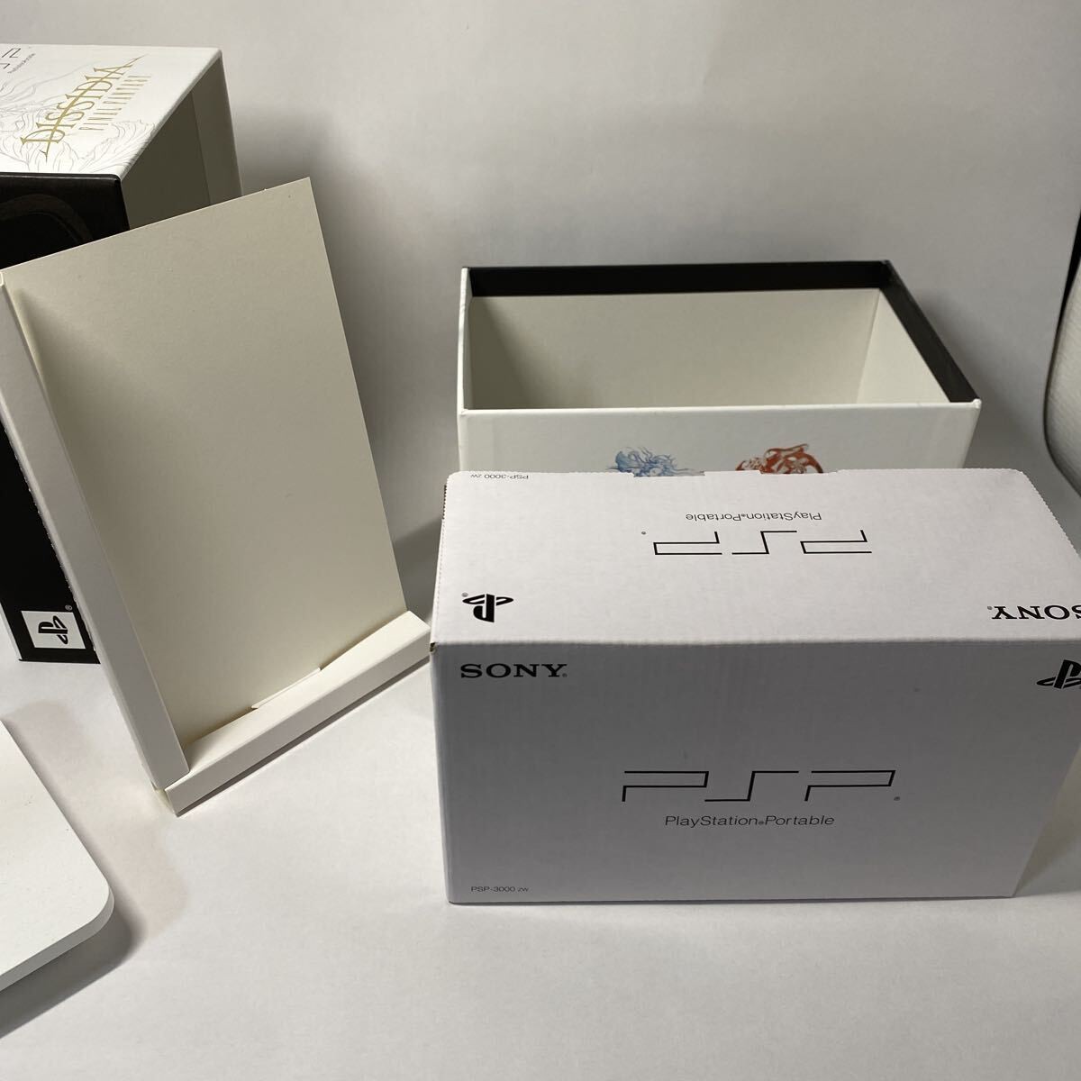 Sony PSP 3000 DISSIDIA Final Fantasy Portable Console Limited Edition