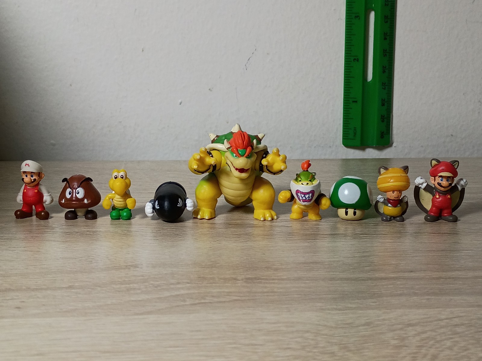 9-PK BOWSER JR 1″ Super Mario Micro-Land World of Nintendo Flying Squirrel Toad