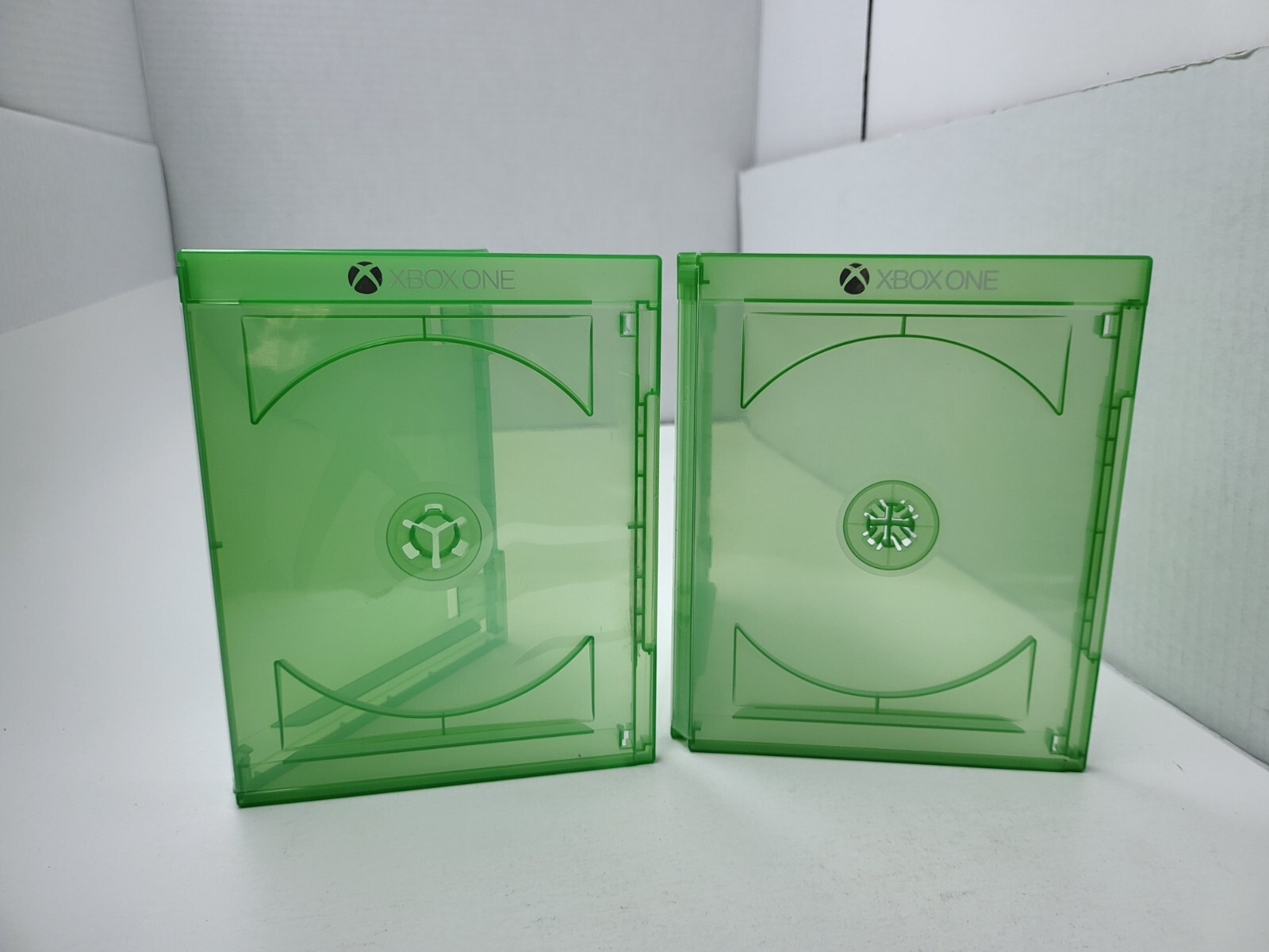 2 NEW Clear Green Genuine Replacement Video Game Cases for XBOX ONE W/sleeve OEM