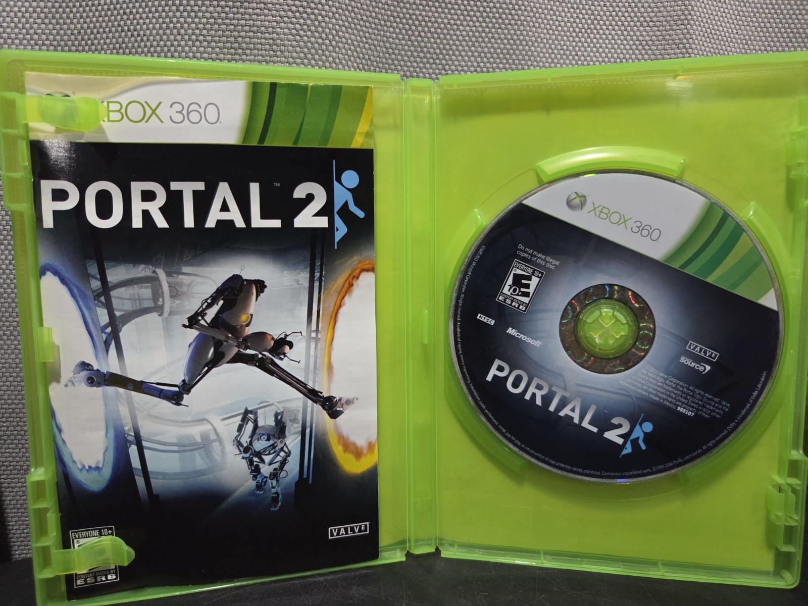 Portal 2 (Microsoft Xbox 360, 2011) Complete Tested Working – Free Ship
