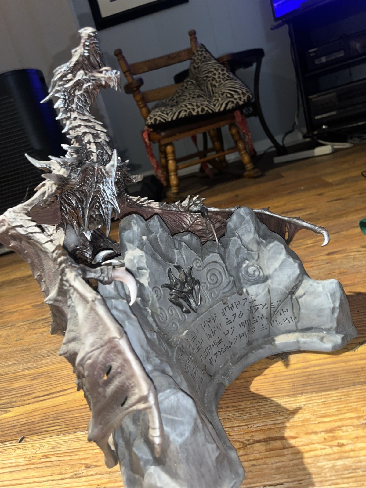 Authentic Skyrim Collector’s Edition Alduin Dragon Figure w/ Base