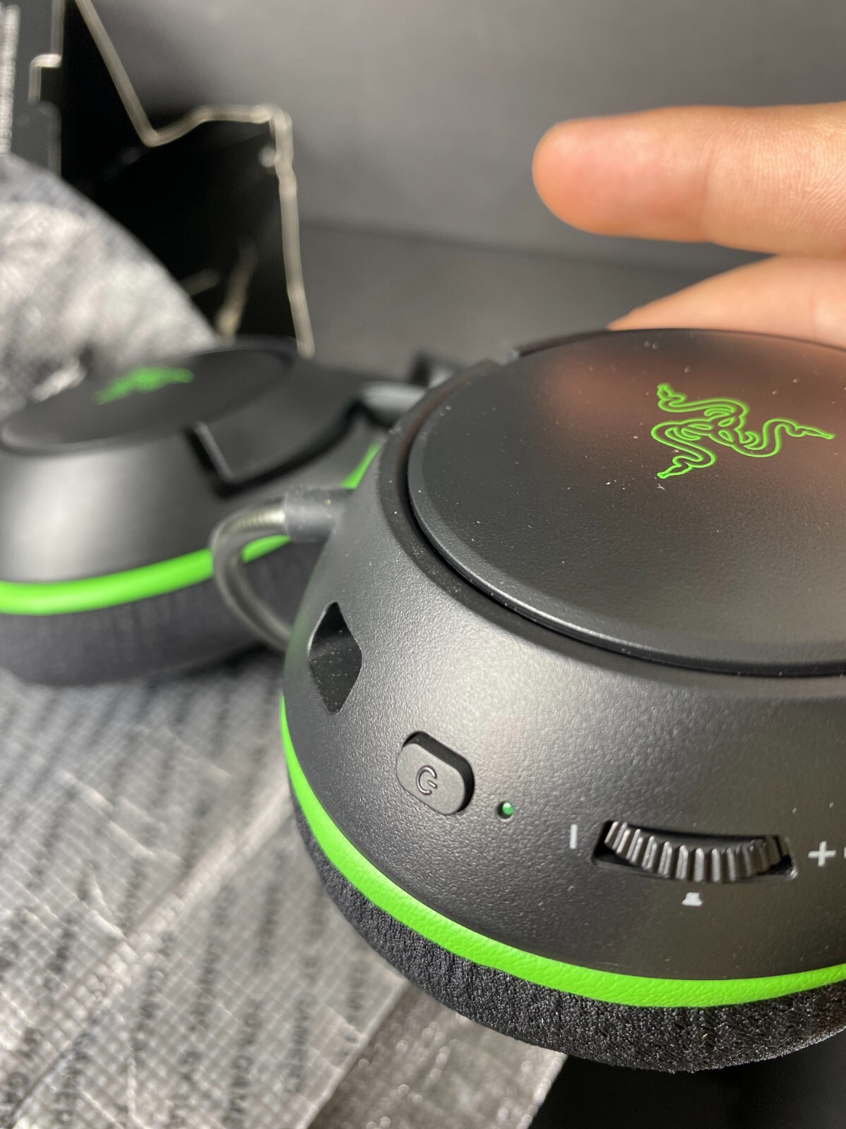 Razer Kaira Wireless Gaming Headset for Xbox Series X/S – Black/Green