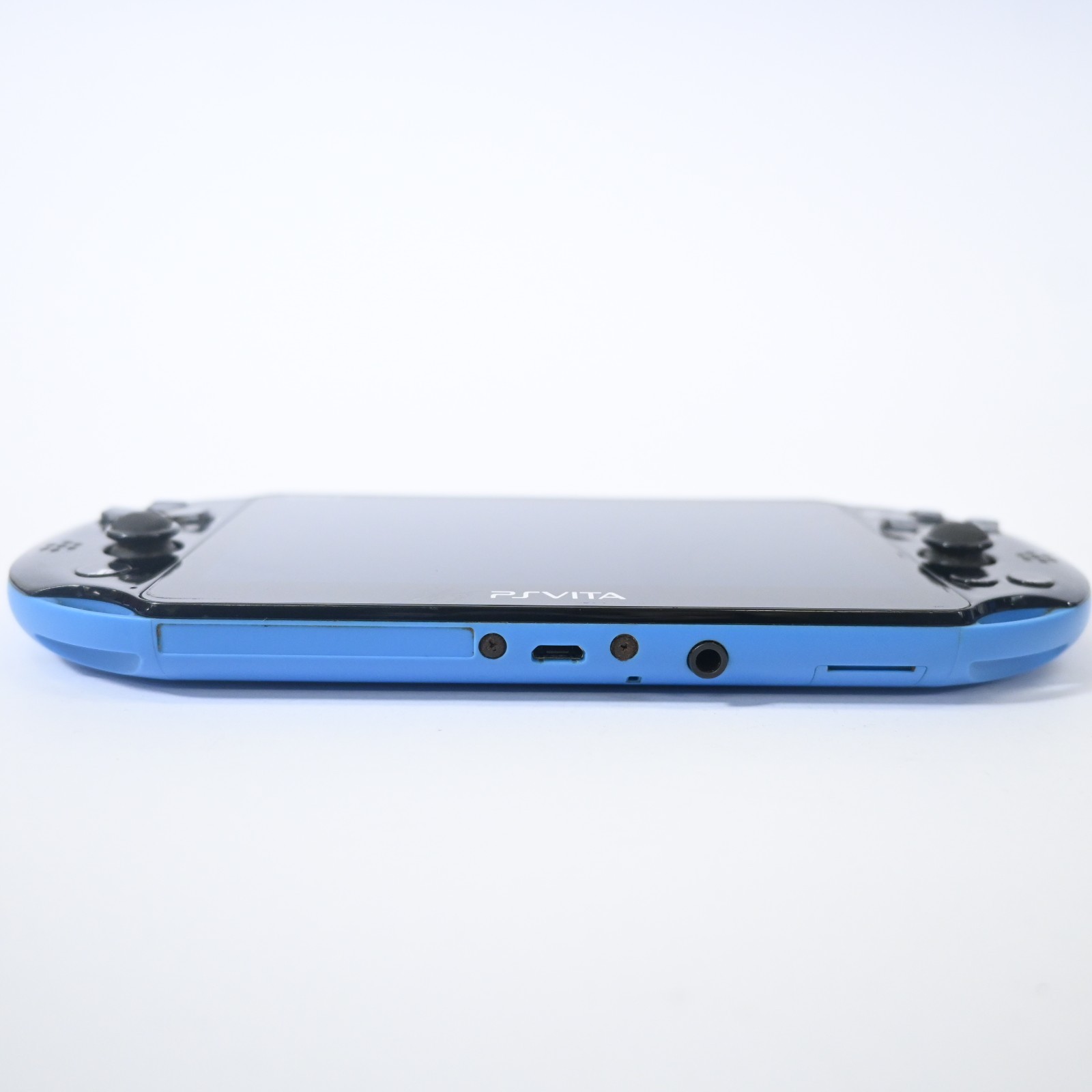 Sony PS Vita PCH-2000 Blue Black Wi-Fi Console Value Pack Tested