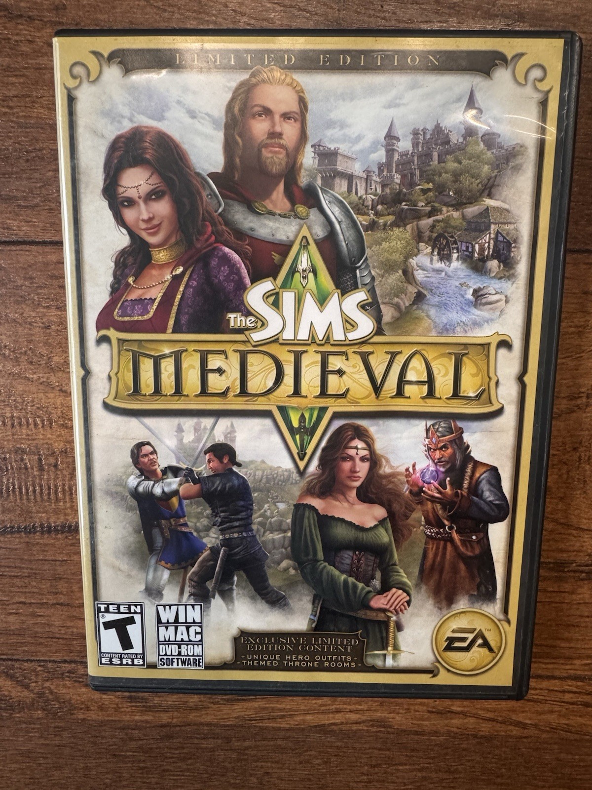 The Sims Medieval Limited Edition PC Mac DVD-ROM Complete CIB EA 2011 Game