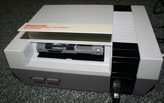 Flash Cartridge Interface for NES-Compatible Console + 8GB SD Card