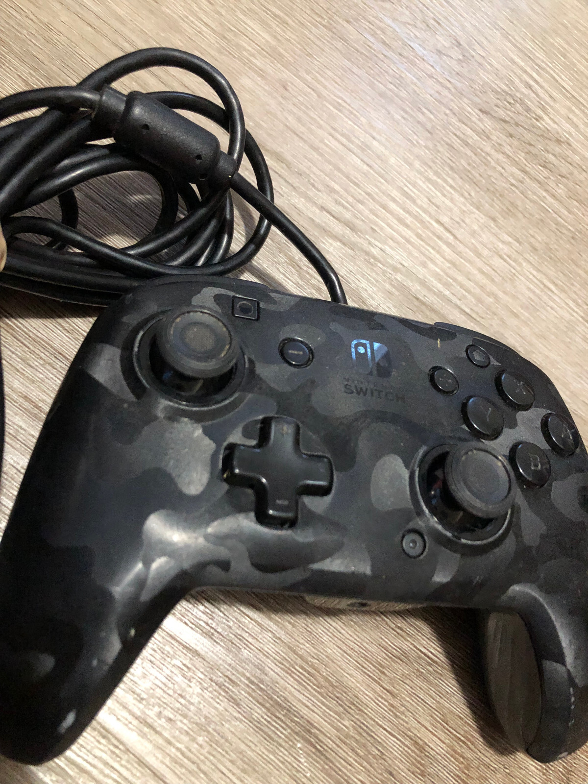 PDP Gaming Faceoff Deluxe+ Wired Switch Pro Controller – Black Camo Design