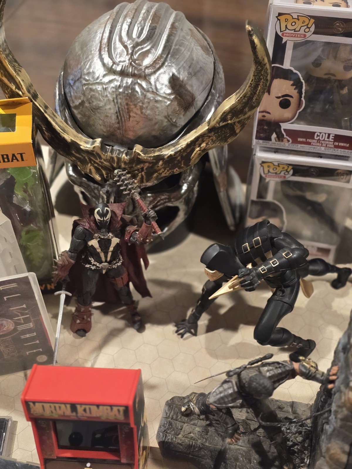 Mortal Kombat Game Collection With Kollectors Editions Lot/ Figures & More