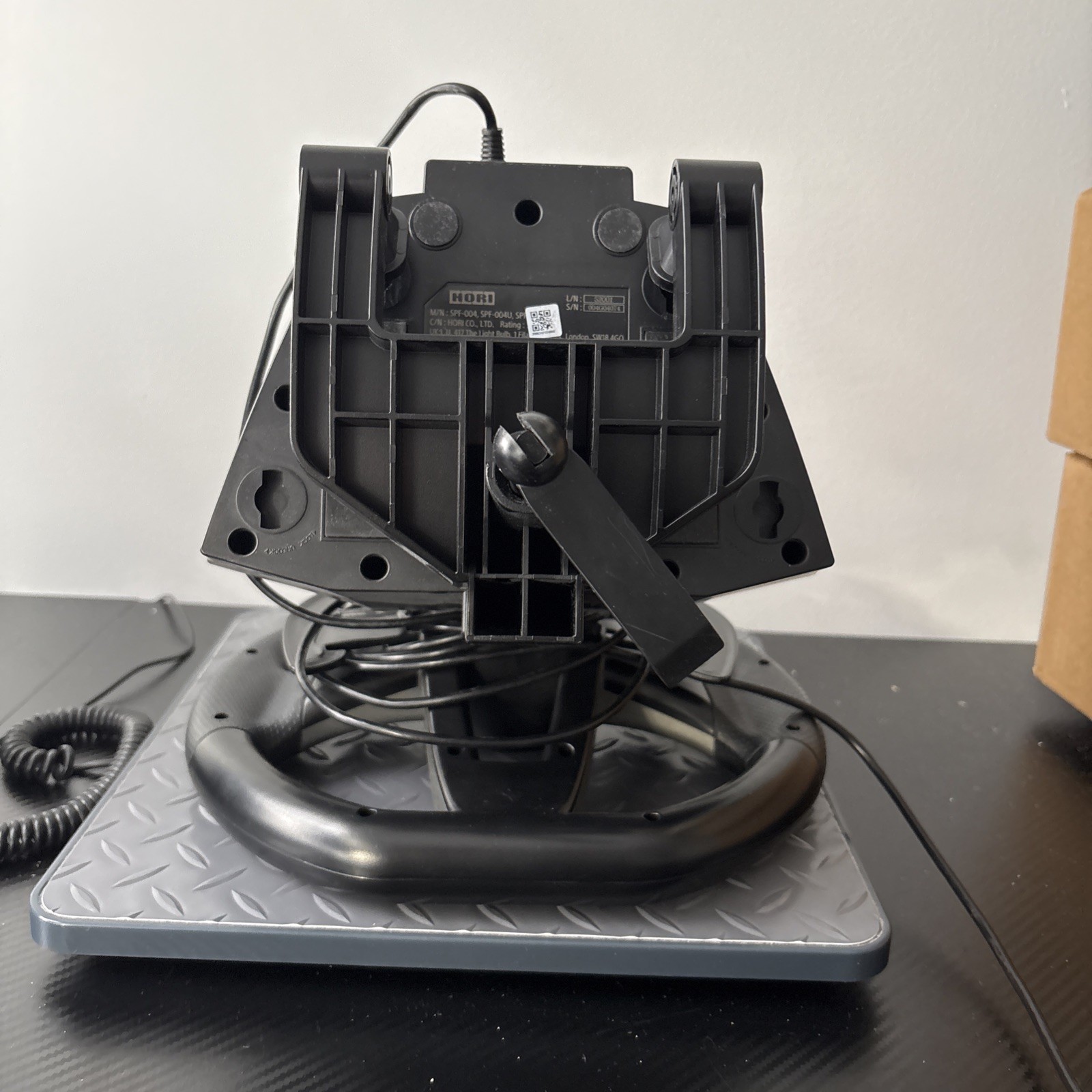 RACE CAR, SIMULATOR, STEERING WHEEL That Goes On The Table/Pedals Go On Floor ￼