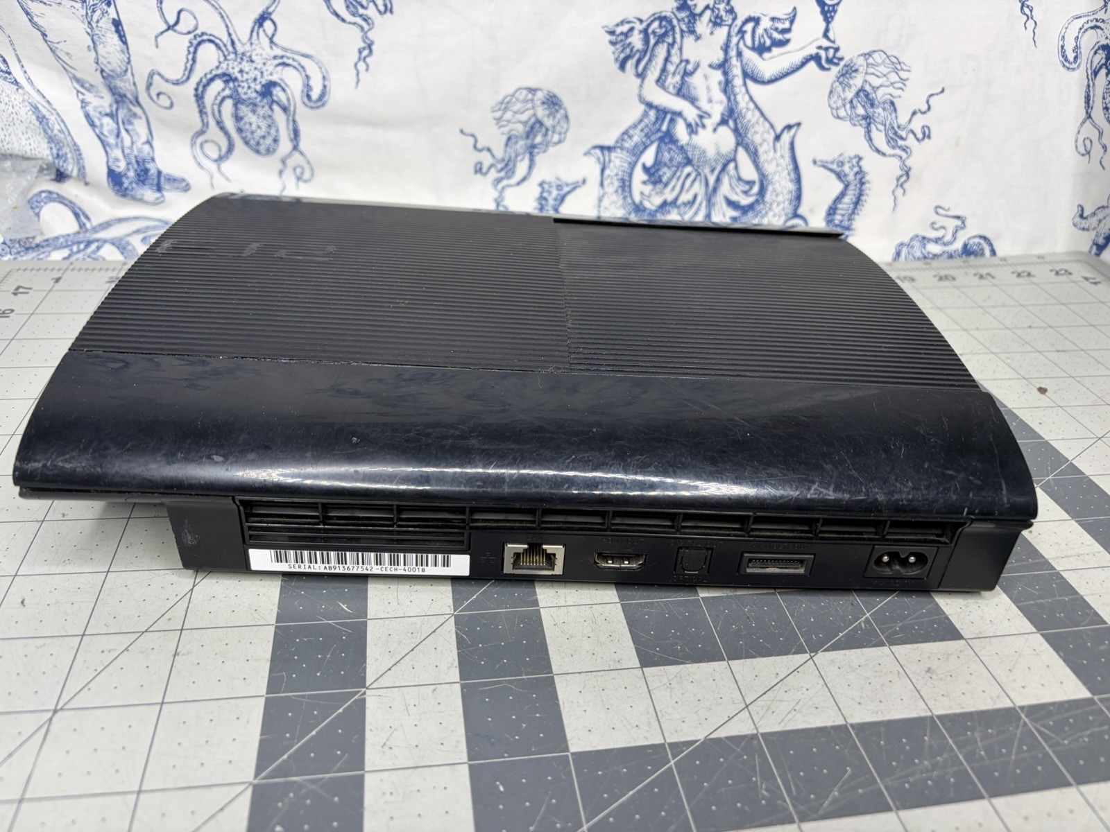 Sony PlayStation 3 PS3 Super Slim Console CECH-4001B For Parts Repair, read (M2)