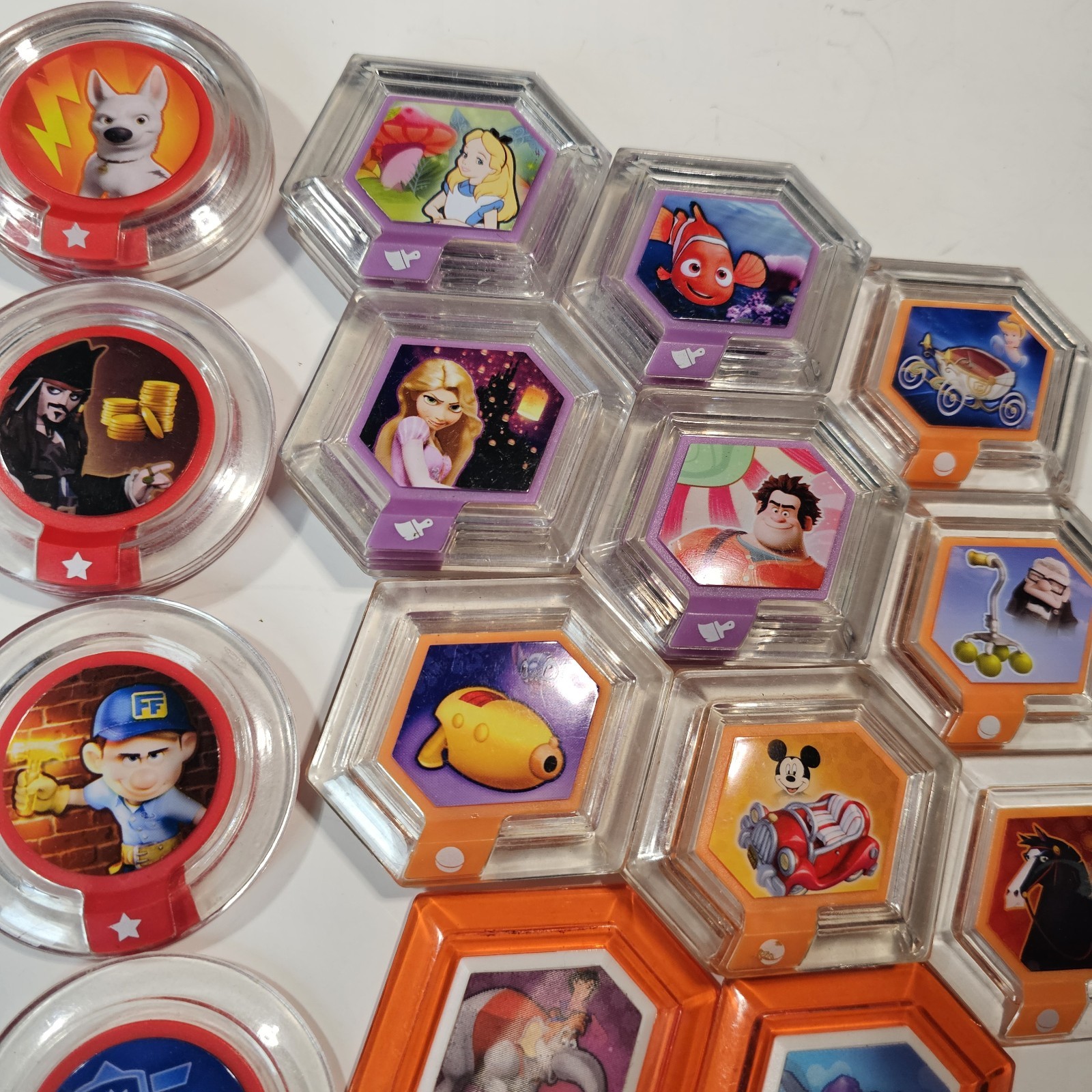 HUGE LOT Disney Infinity Power Disc Lot Of 39 Fast Free Shipping Holographic