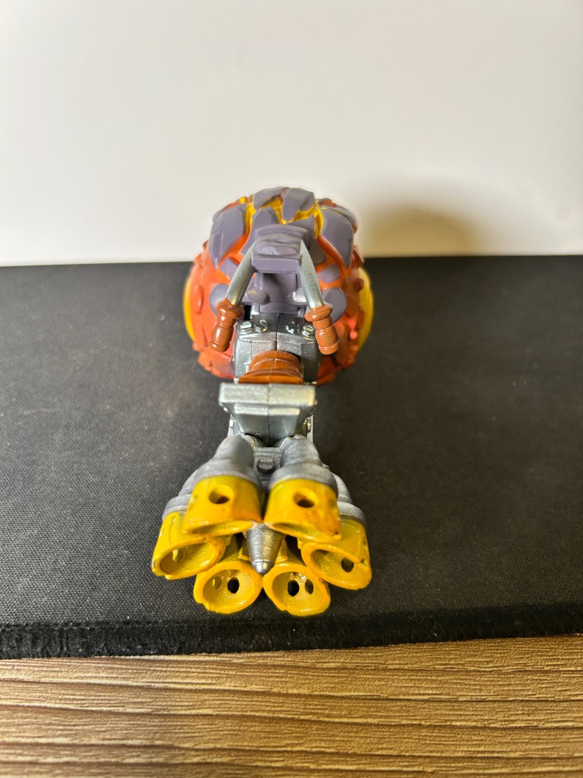 Skylanders Superchargers Lava Lance Eruptor & Burn Cycle