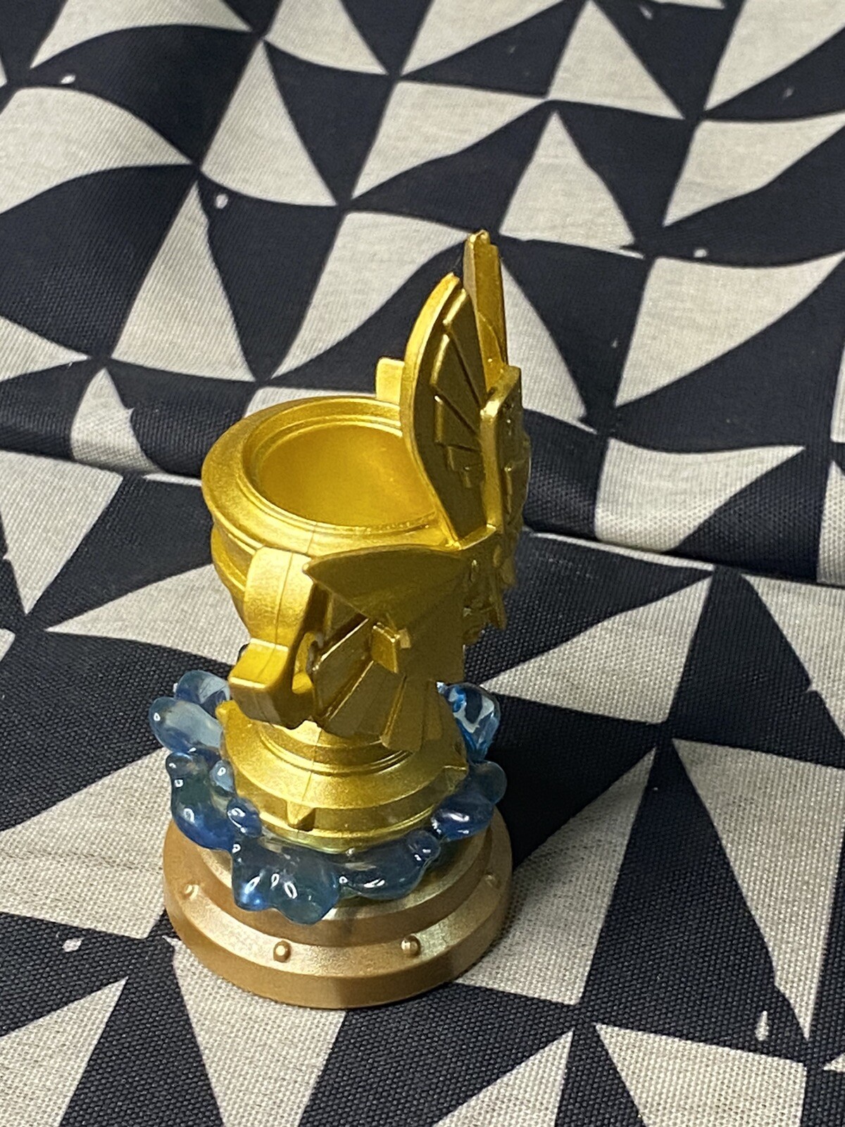 Skylanders Superchargers Golden Queen Sea Trophy Figure