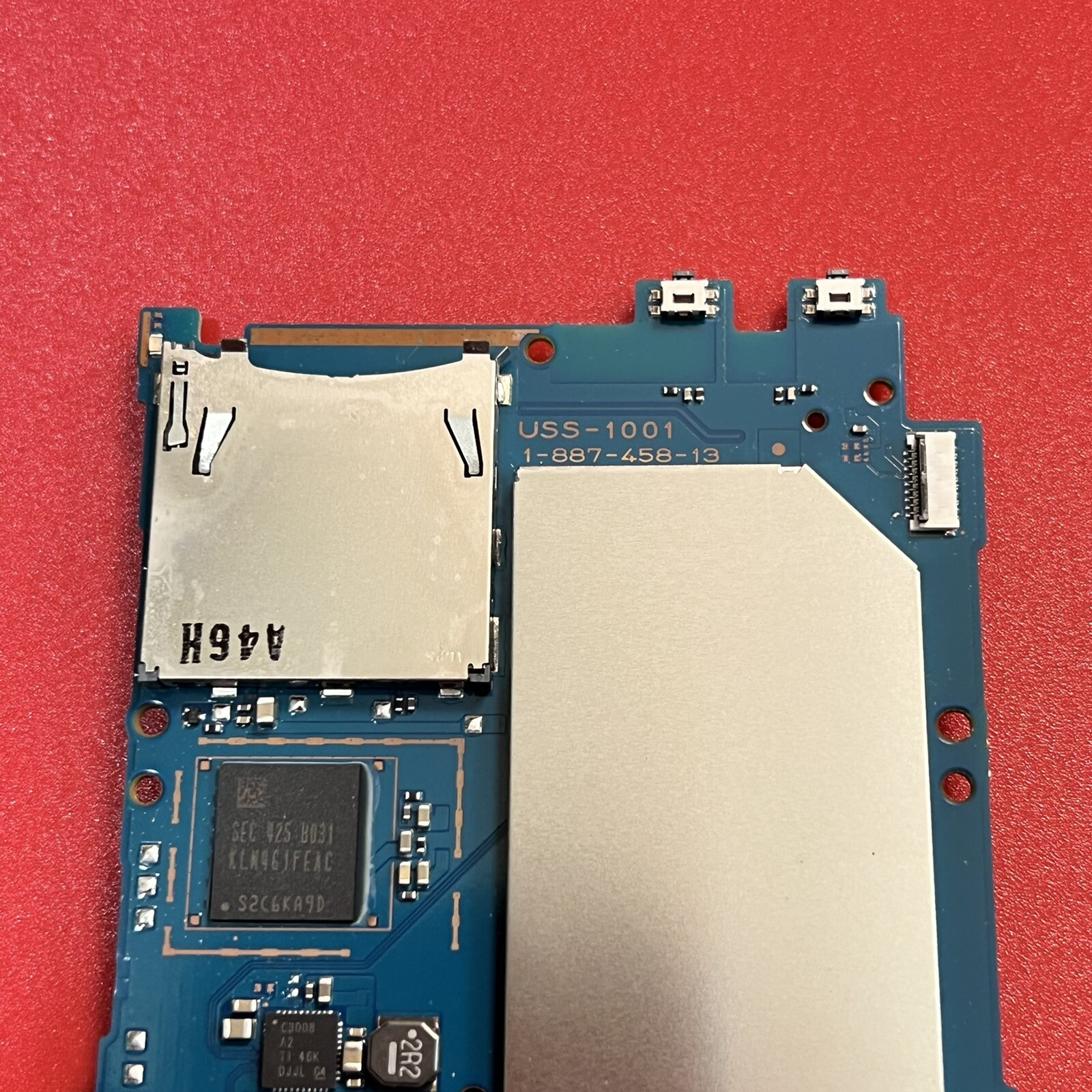 Playstation PS Vita 2000 PCH-2000 Main Logic Board Motherboard – Tested Works