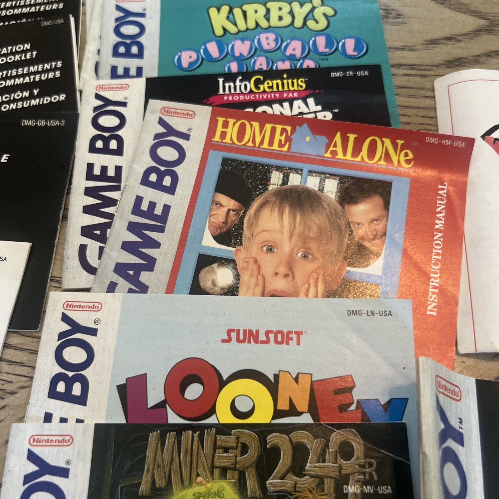 Nintendo GAMEBOY DMG-01 With 11 Games And Instructions
